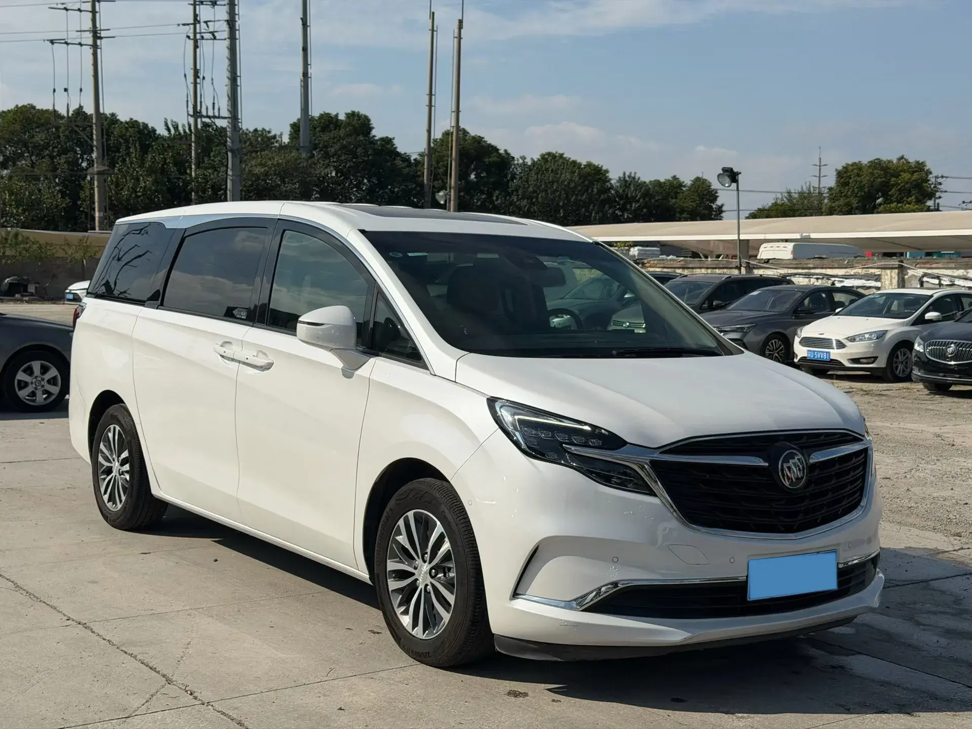 2021 BUICK GL8 thumbnail 3