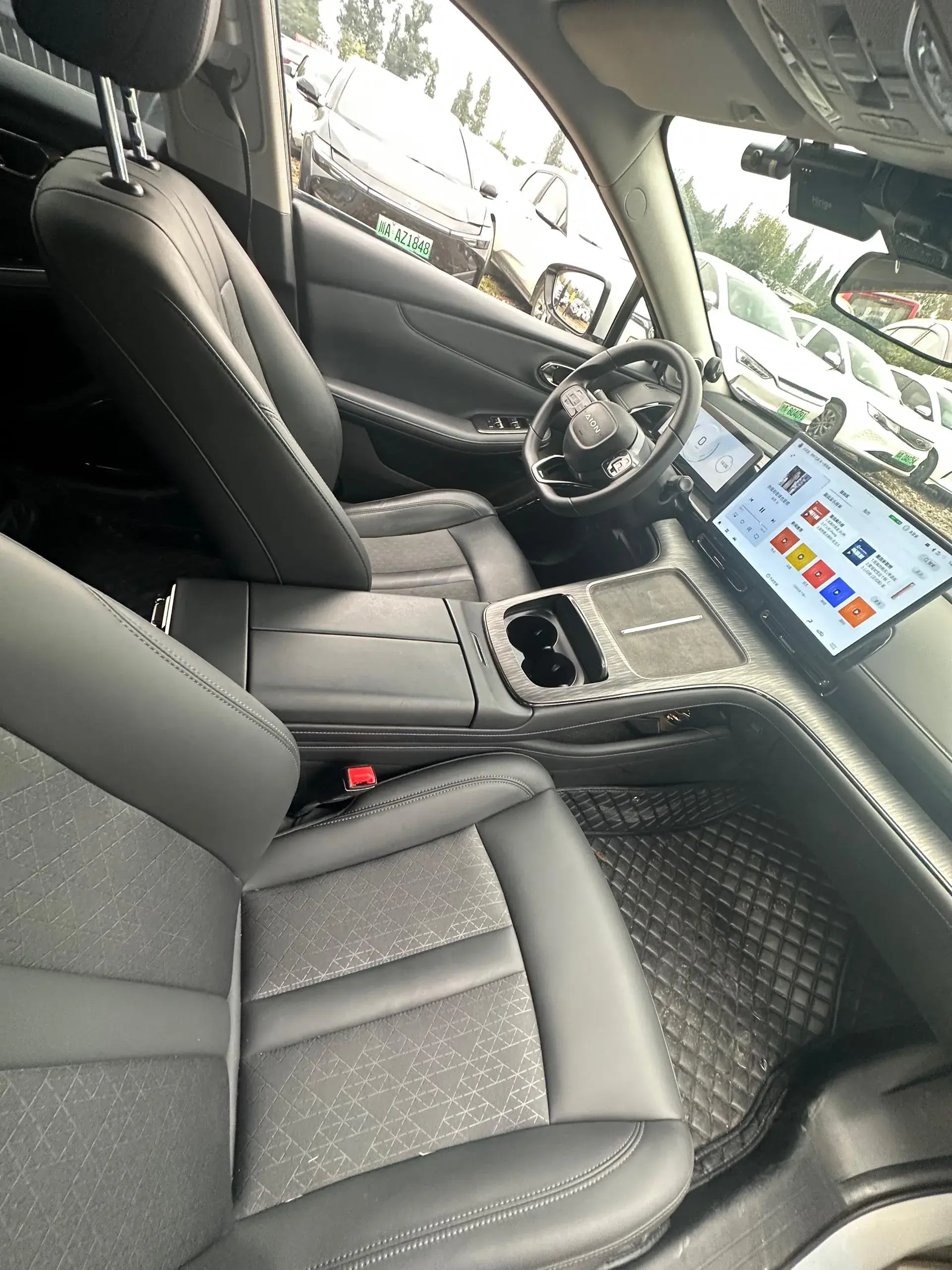 2024 AION AION thumbnail 4