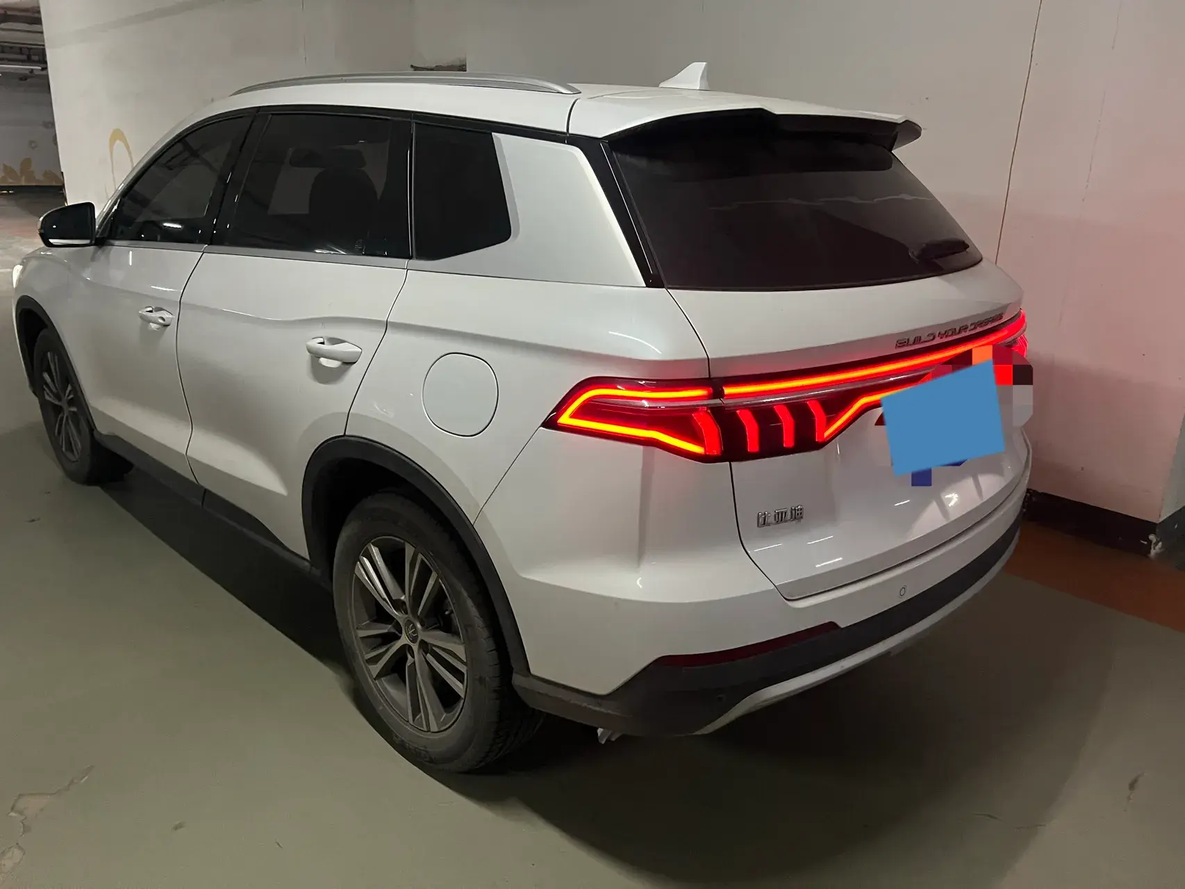 2019 BYD SONG thumbnail 4