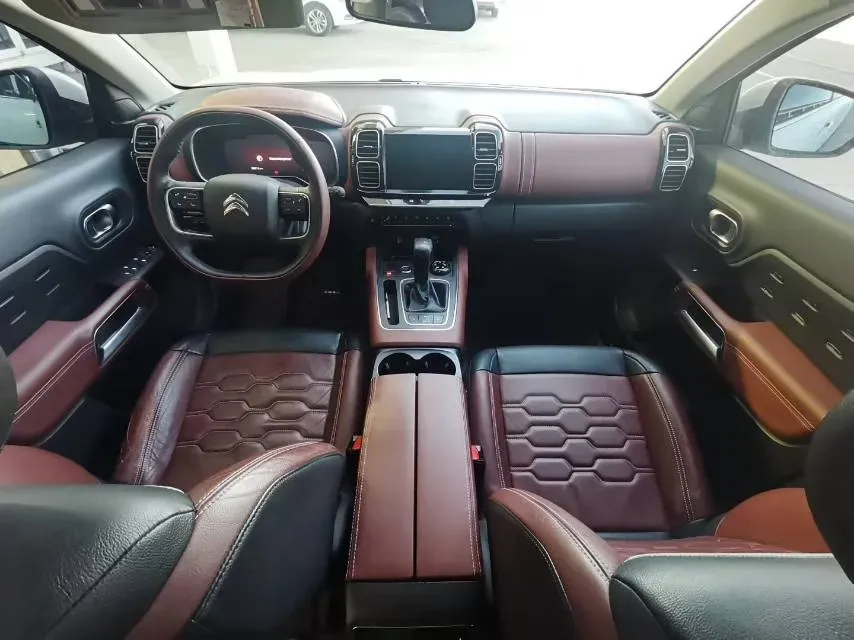 2017 Citroen C5 Aircross 1.6T 167HP L4 6AT,autocango,china used car exporter,china ev exporter,chinese used car exporter,chinese used ev exporter