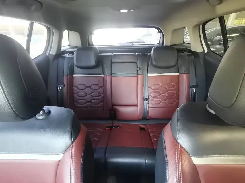 2017 Citroen C5 Aircross 1.6T 167HP L4 6AT,autocango,china used car exporter,china ev exporter,chinese used car exporter,chinese used ev exporter