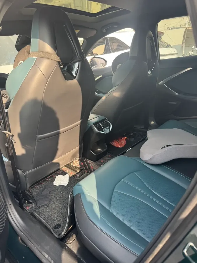 2023 MG 7 1.5T 188HP L4 7DCT,autocango,china used car exporter,china ev exporter,chinese used car exporter,chinese used ev exporter