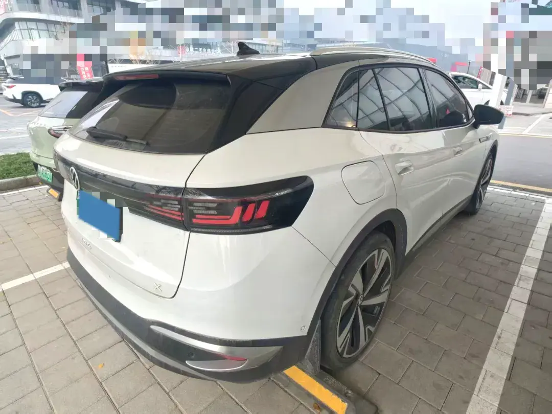 2022 VOLKSWAGEN ID.4 thumbnail 2