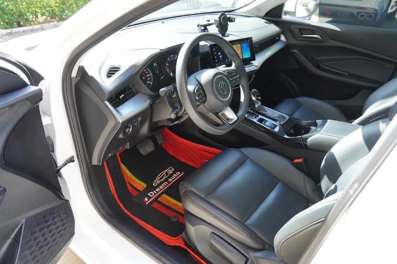 2021 MG 5 1.5L 120HP L4 CVT,autocango,china used car exporter,china ev exporter,chinese used car exporter,chinese used ev exporter