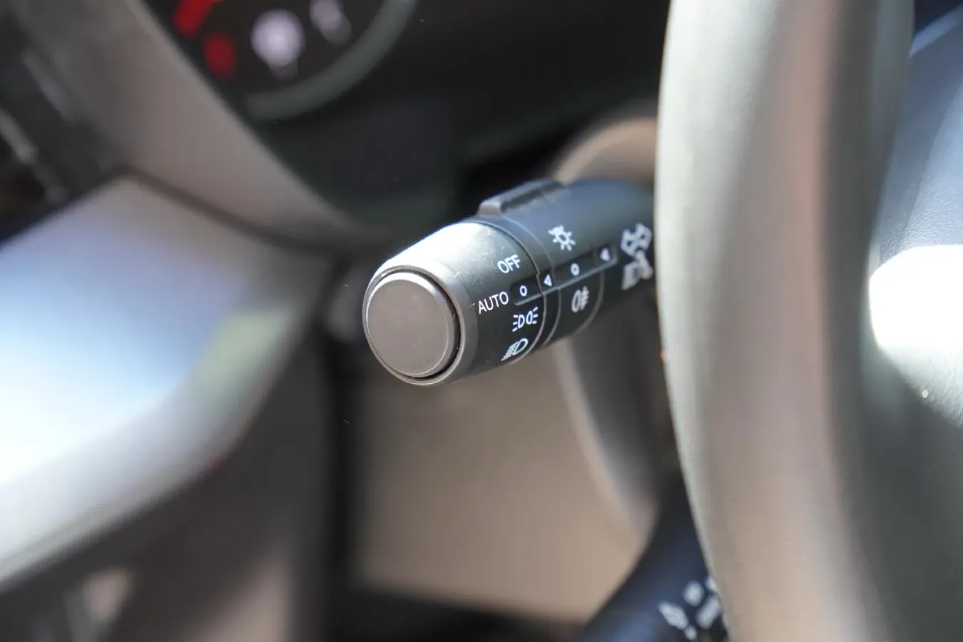 2021 MG 5 1.5L 120HP L4 CVT,autocango,china used car exporter,china ev exporter,chinese used car exporter,chinese used ev exporter