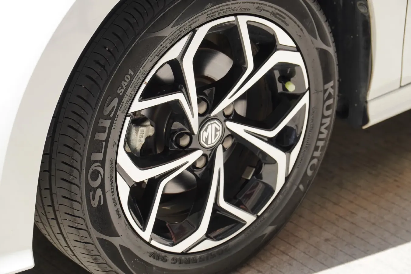 2021 MG 5 1.5L 120HP L4 CVT,autocango,china used car exporter,china ev exporter,chinese used car exporter,chinese used ev exporter