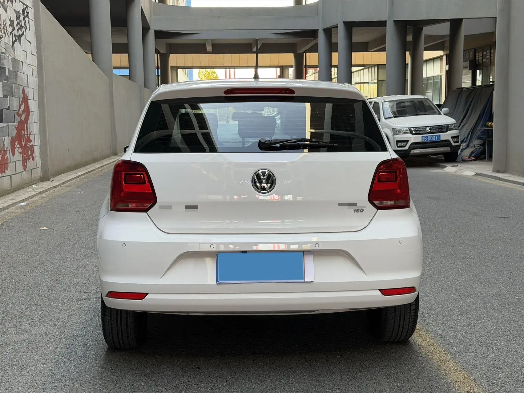2018 VOLKSWAGEN POLO thumbnail 4