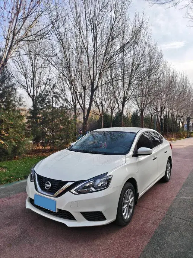 2022 NISSAN SYLPHY view 1