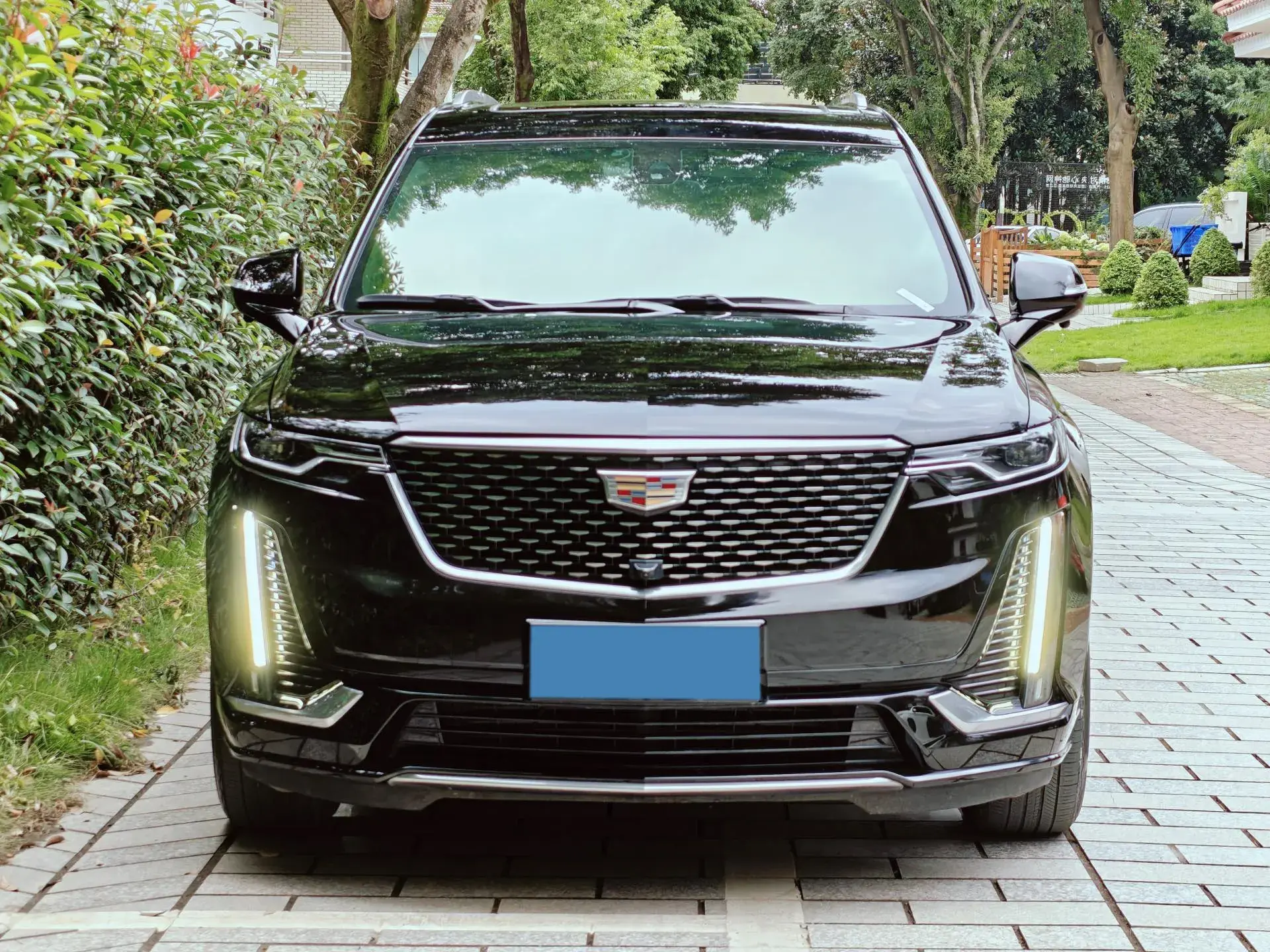 2021 CADILLAC XT6 thumbnail 2