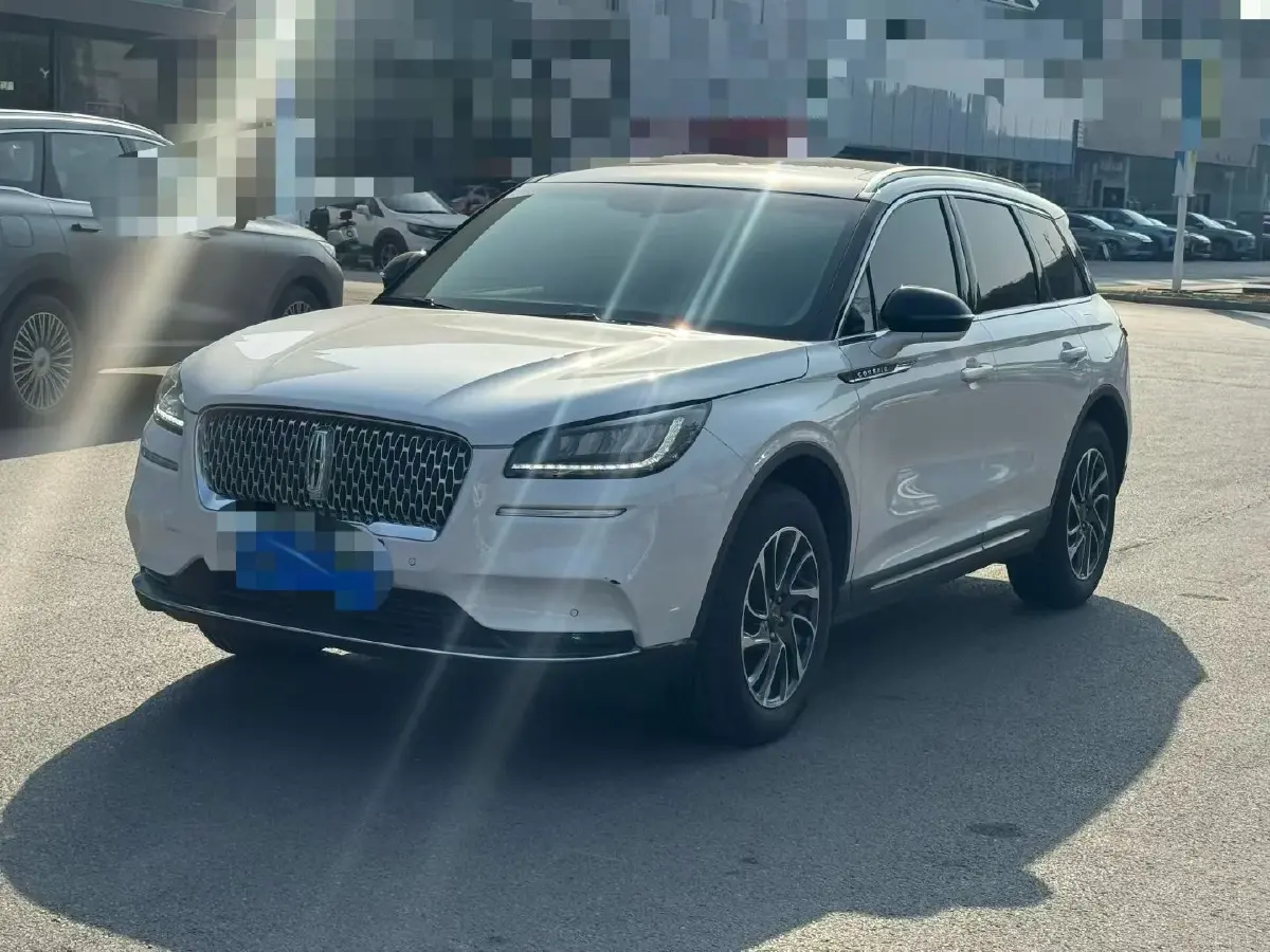 2022 Lincoln Corsair 2.0T 245HP L4 8AT