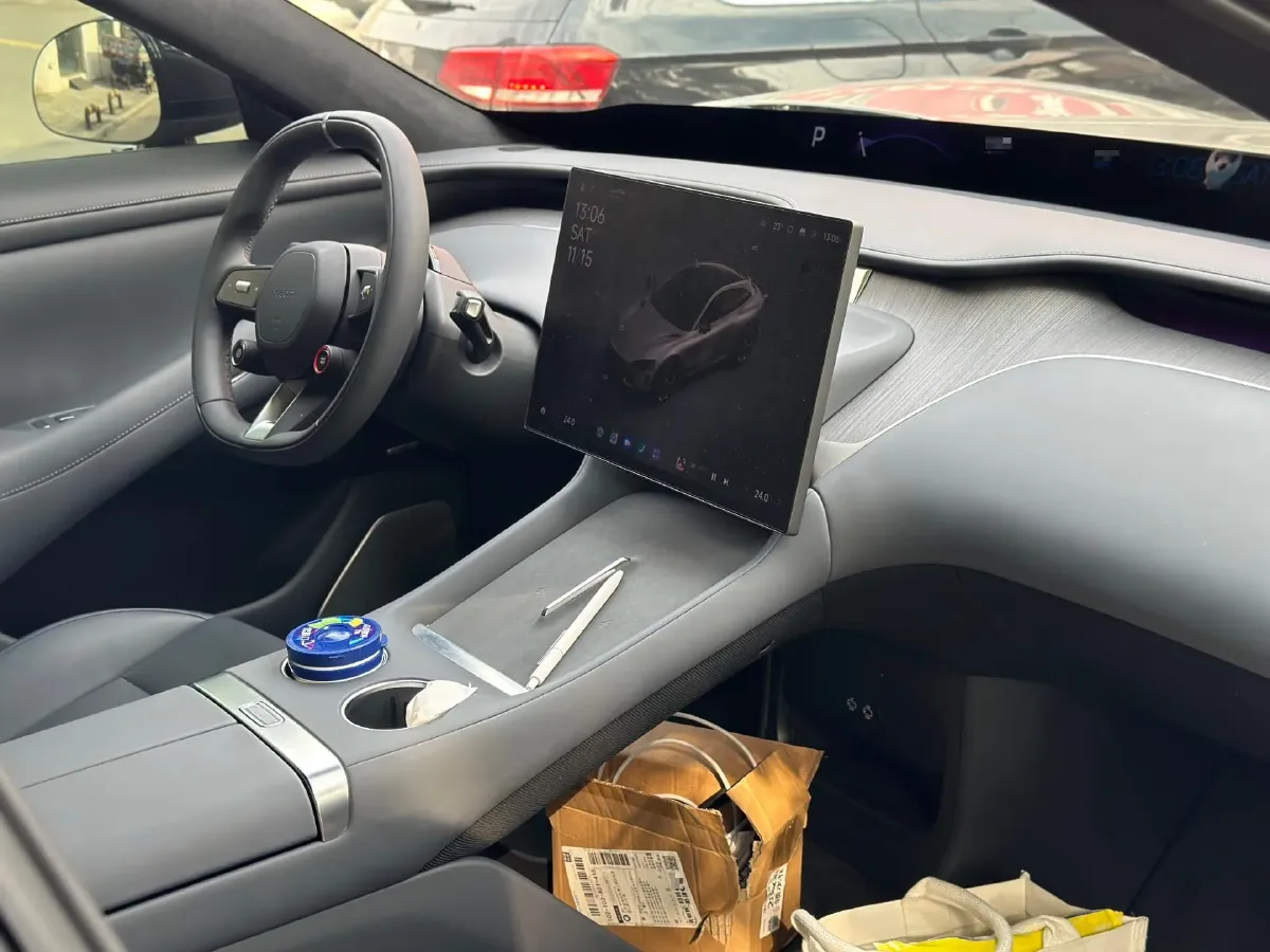 2025 MI YU7 BEV 101.7KWH,autocango,china used car exporter,china ev exporter,chinese used car exporter,chinese used ev exporter