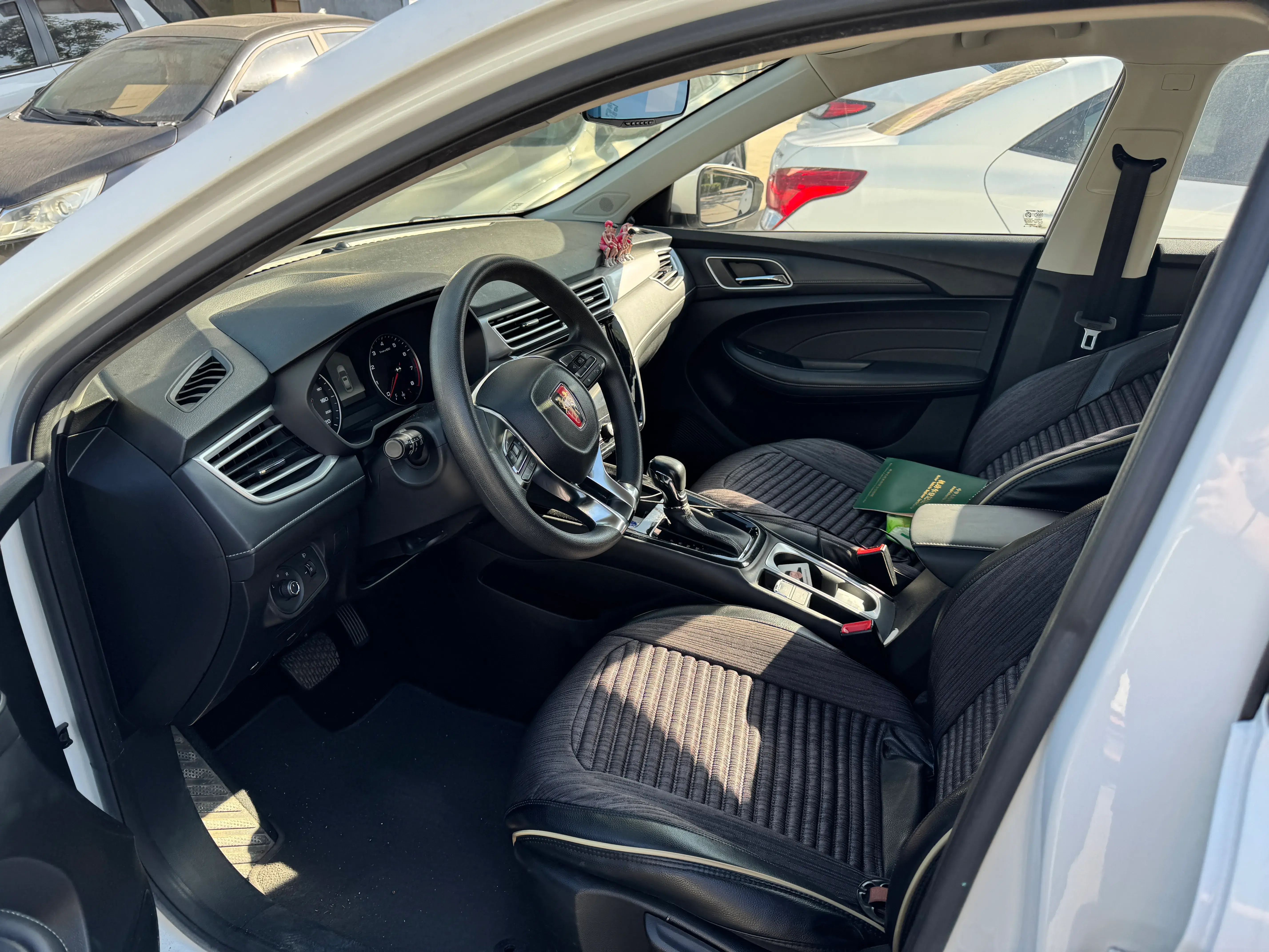 2020 ROEWE I5 thumbnail 3