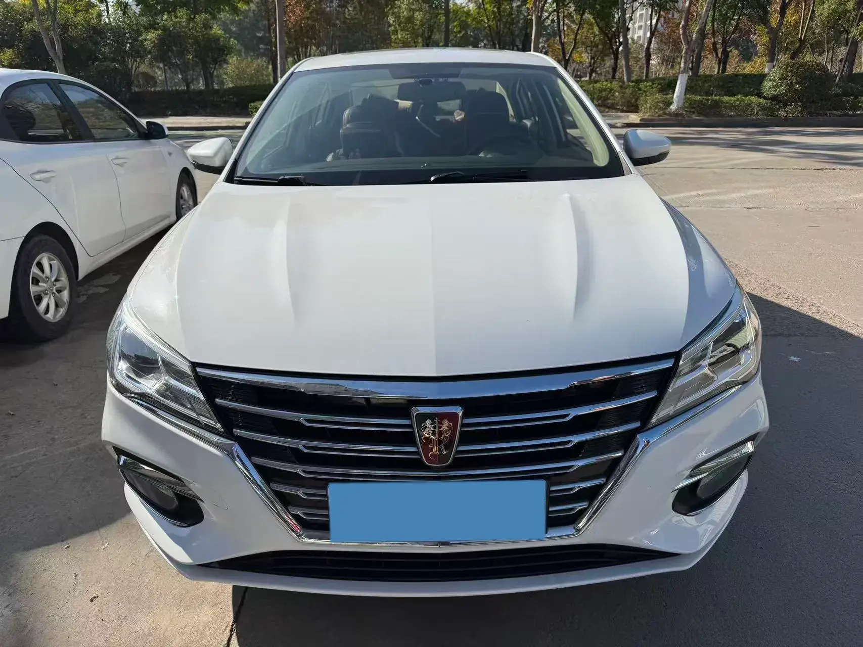 2020 ROEWE I5 thumbnail 2