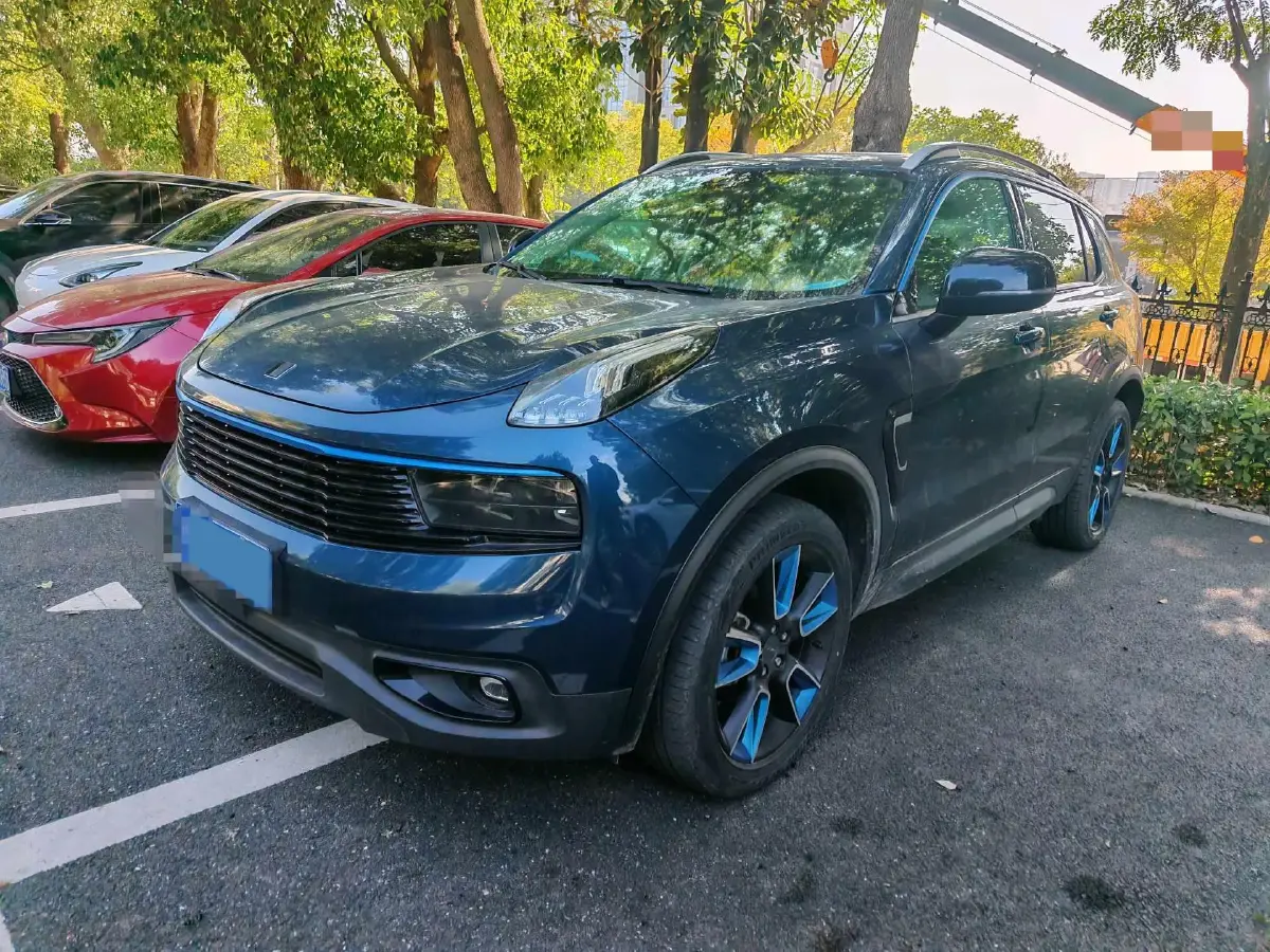 2019 LYNK&CO 01 2.0T 190HP L4 6AT