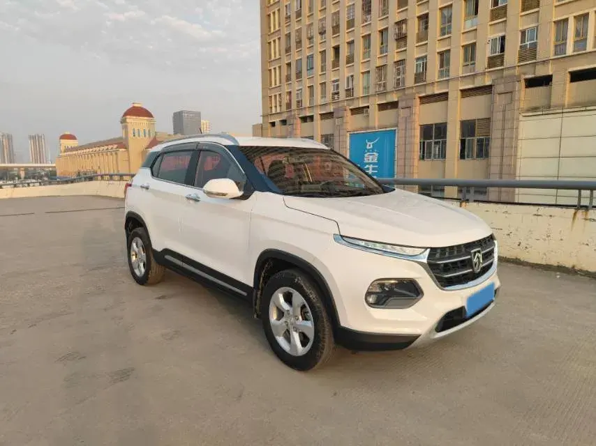 2017 BAOJUN 510 thumbnail 4