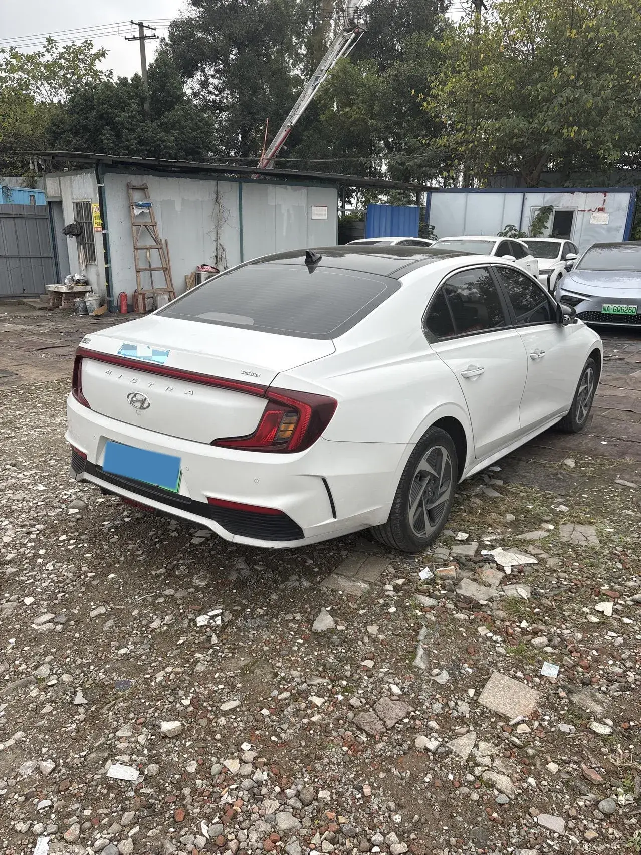 2021 HYUNDAI MISTRA thumbnail 3