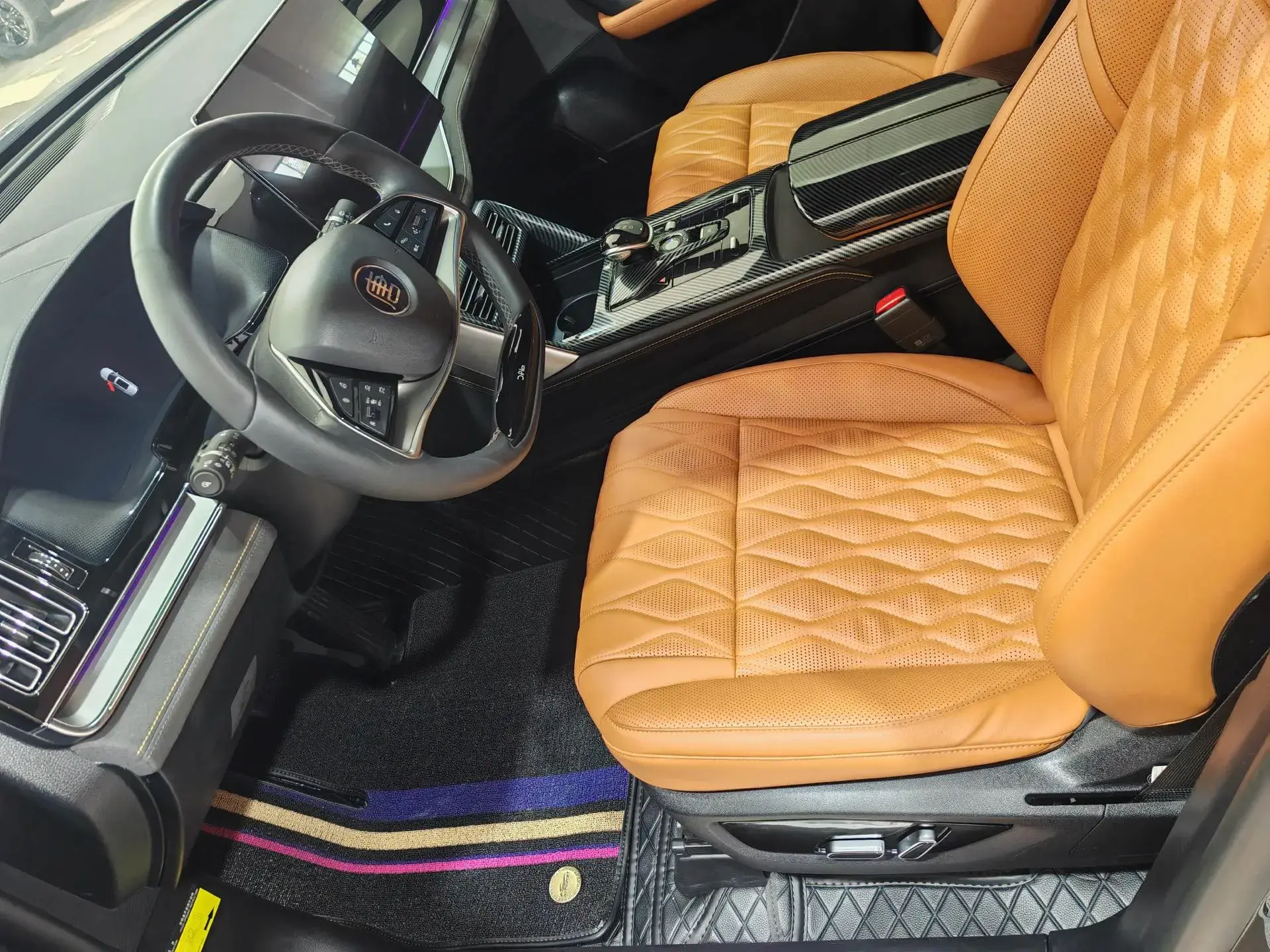 2023 BYD TANG thumbnail 2