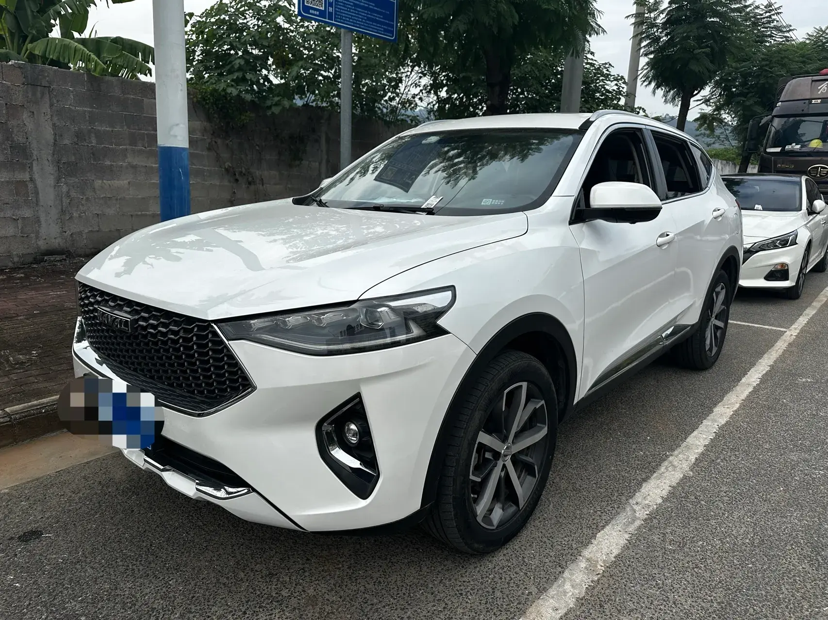 2020 HAVAL F7 view 1