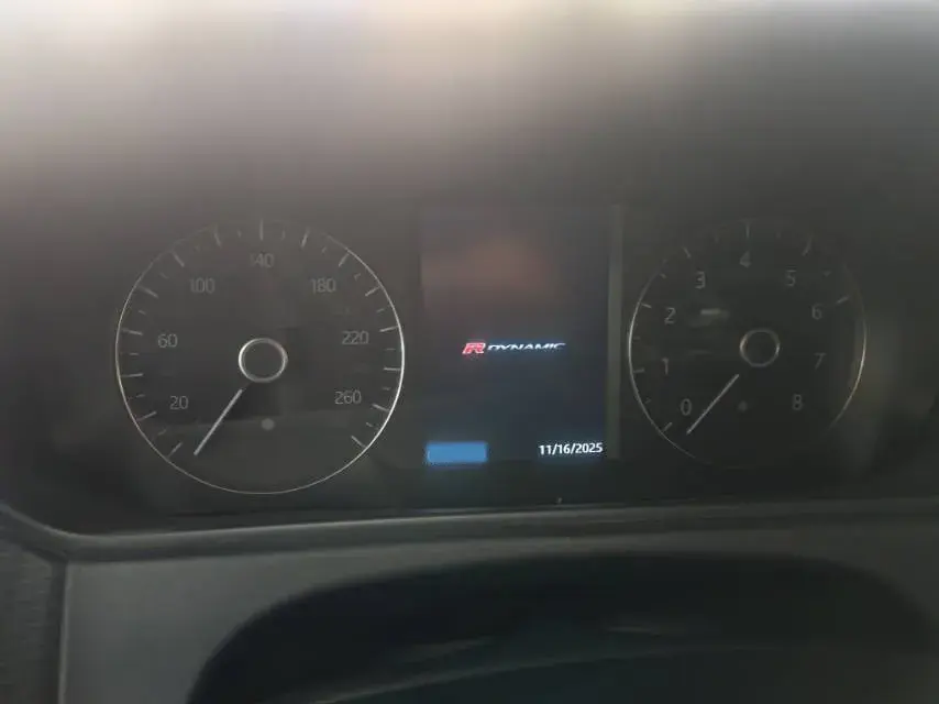 2018 LAND ROVER thumbnail 3