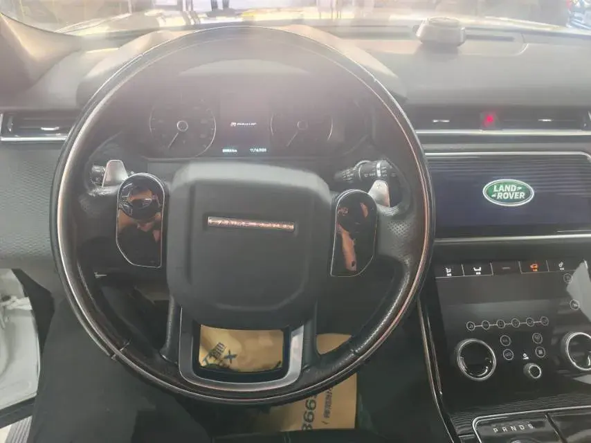 2018 LAND ROVER thumbnail 4