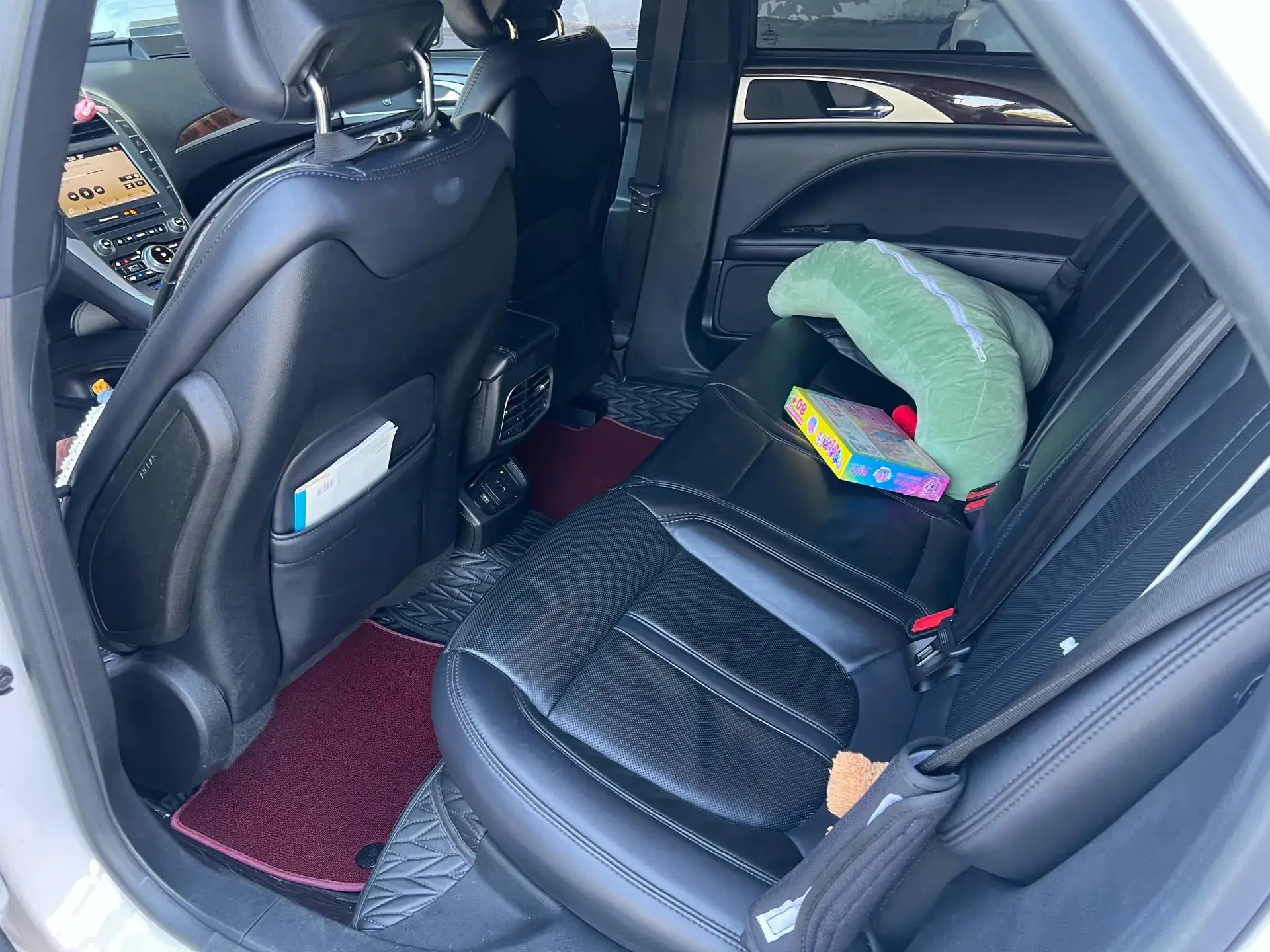 2018 LINCOLN MKZ thumbnail 3