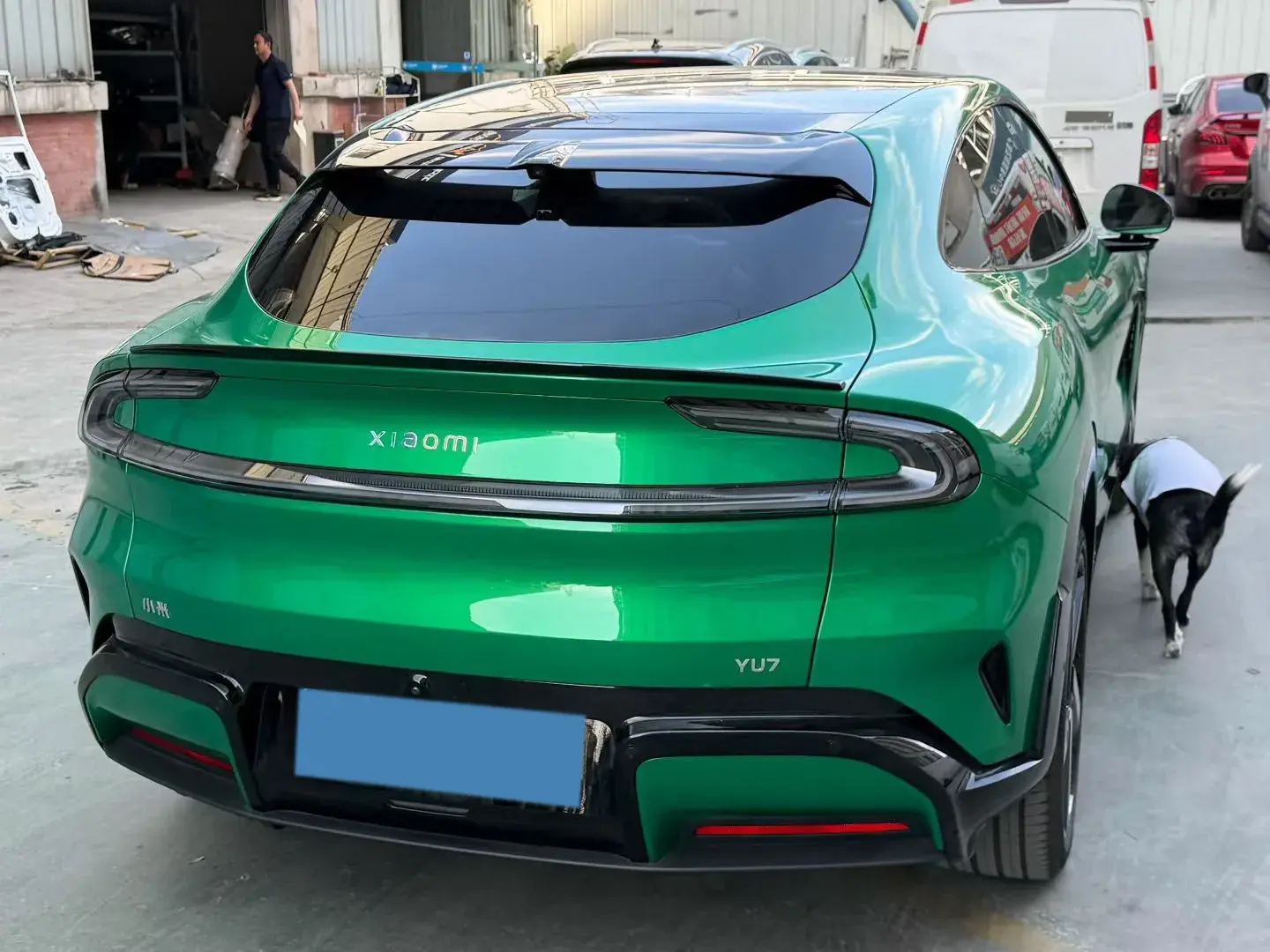 2025 MI YU7 thumbnail 3