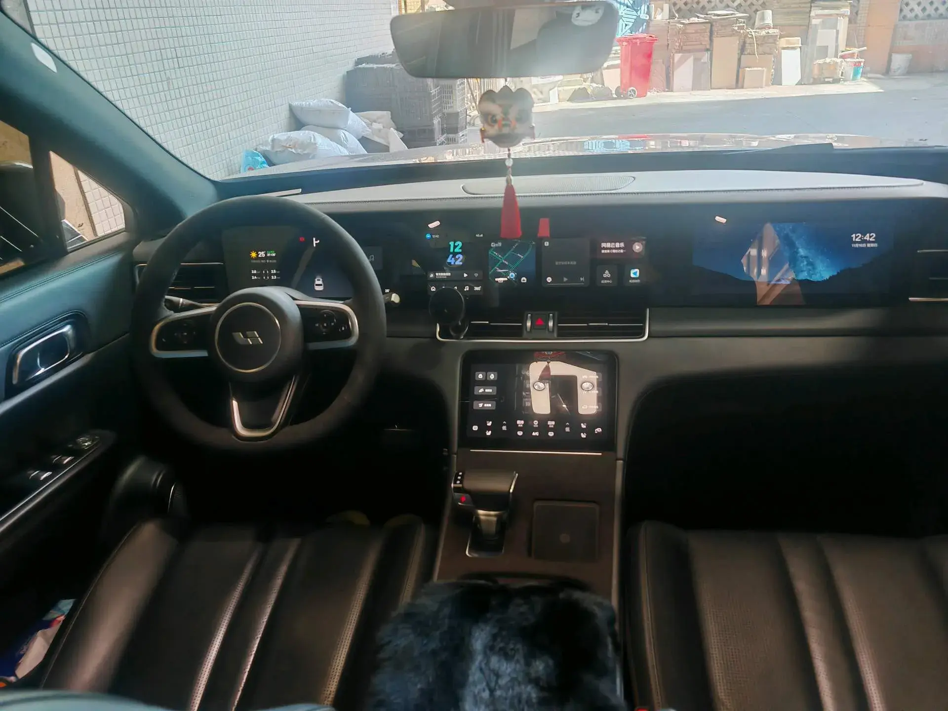 2020 LI ONE thumbnail 4