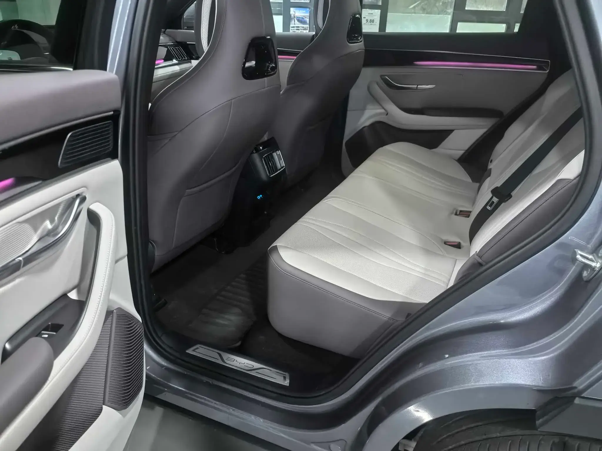 2025 BYD SONG thumbnail 4