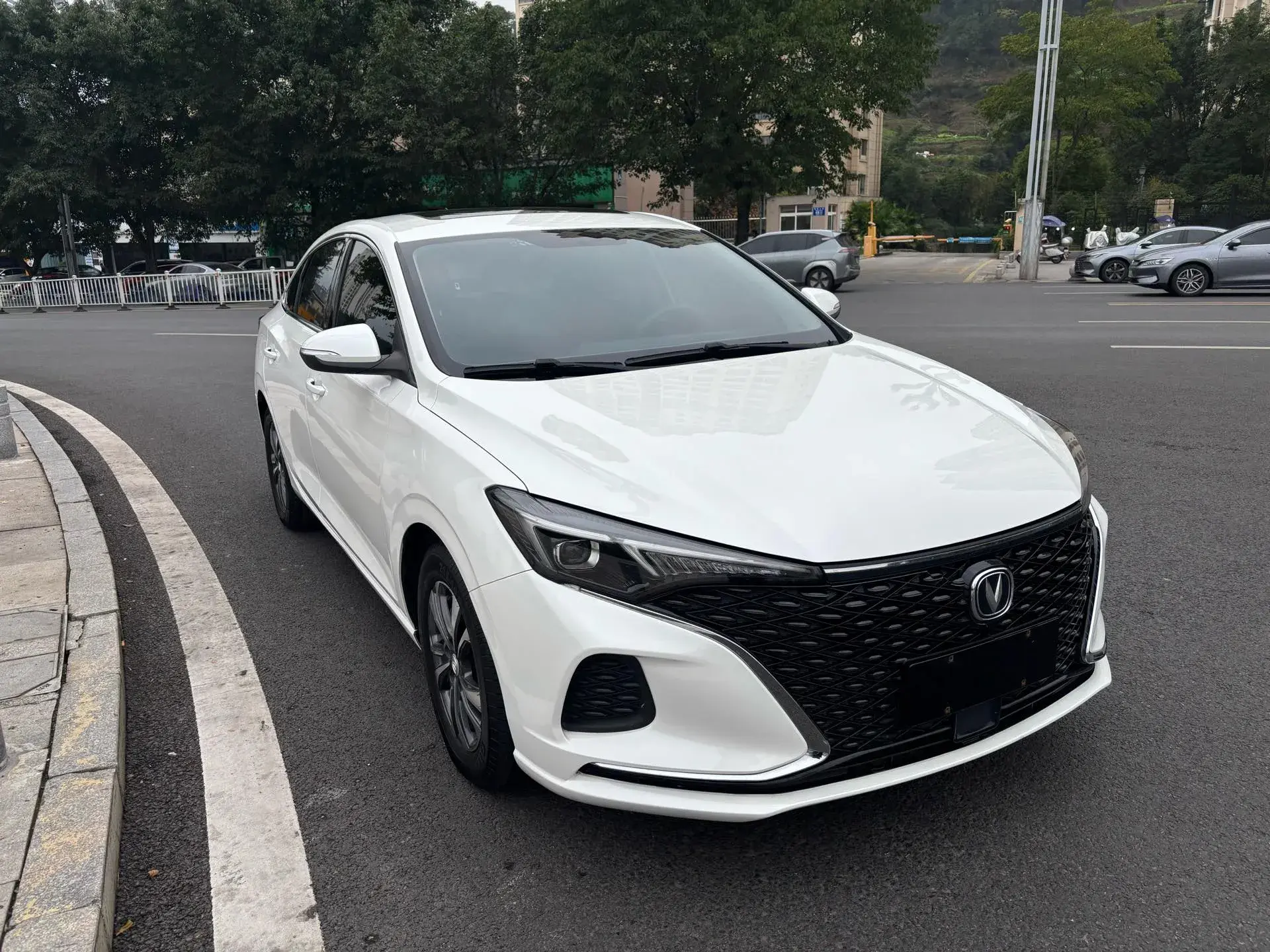 2020 CHANGAN EADO thumbnail 3