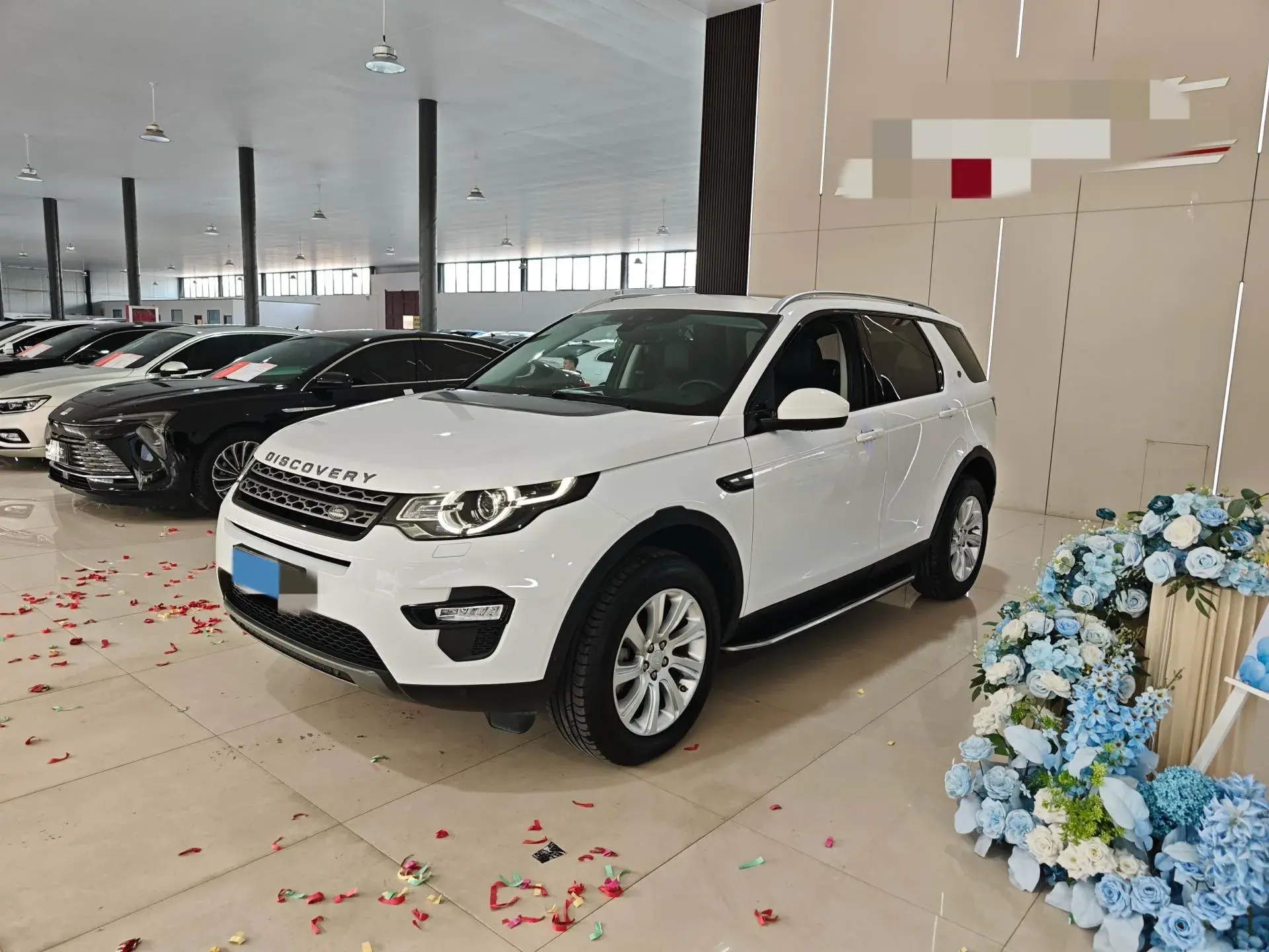 2018 LAND ROVER view 1