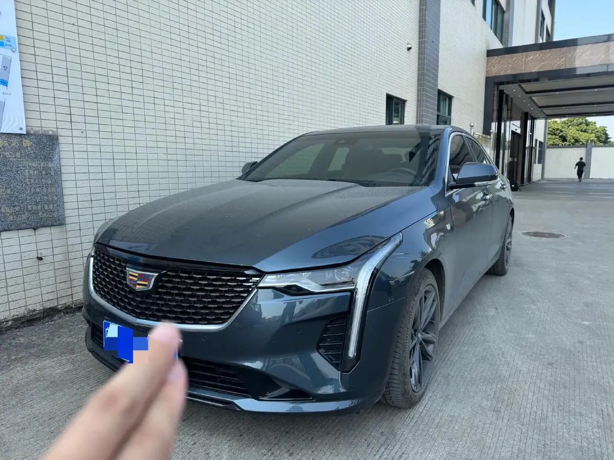 2022 Cadillac CT4 2.0T 237HP L4 8AT