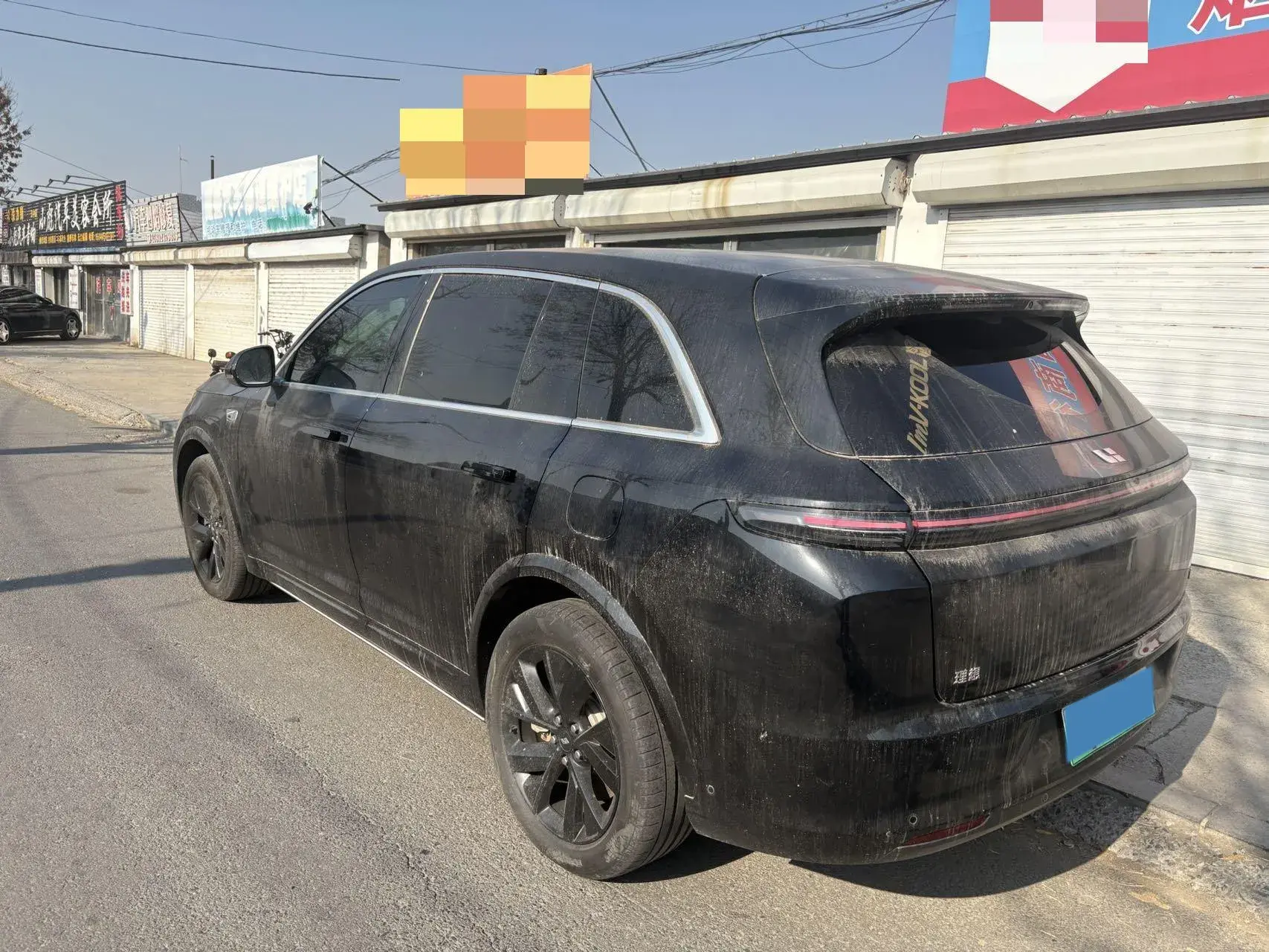 2023 LI L8 thumbnail 3