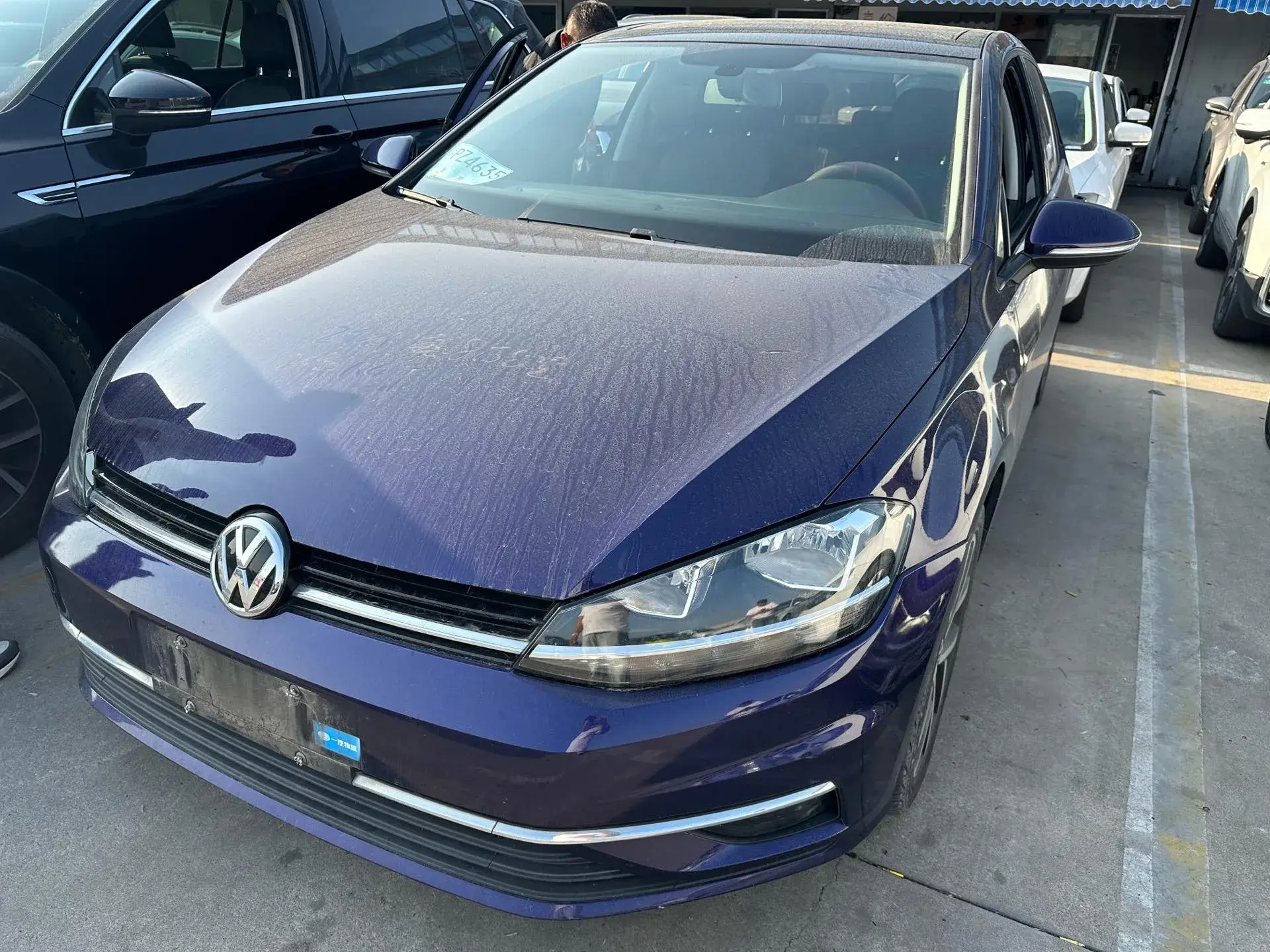 2019 VOLKSWAGEN GOLF view 1