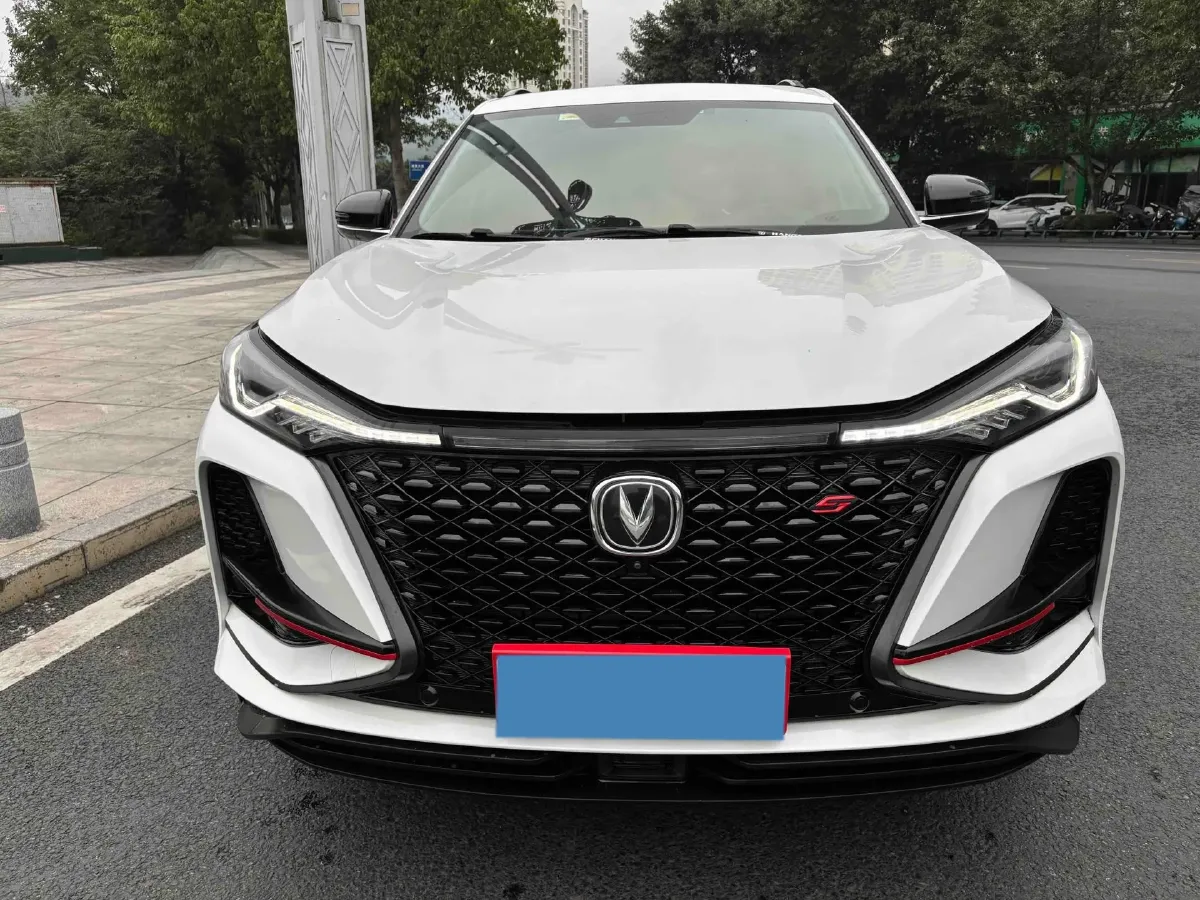 2020 ChangAn CS75 Plus 2.0T 233HP L4 8AT,autocango,china used car exporter,china ev exporter,chinese used car exporter,chinese used ev exporter