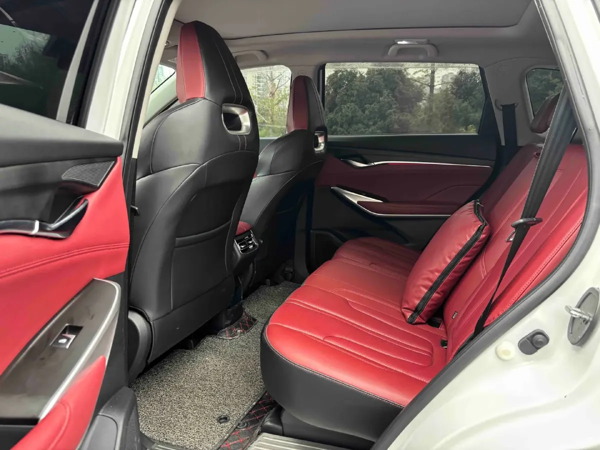 2020 ChangAn CS75 Plus 2.0T 233HP L4 8AT,autocango,china used car exporter,china ev exporter,chinese used car exporter,chinese used ev exporter