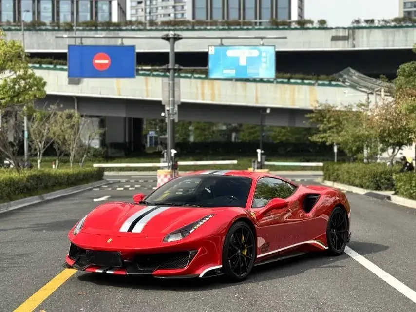 2018 FERRARI 488 view 1