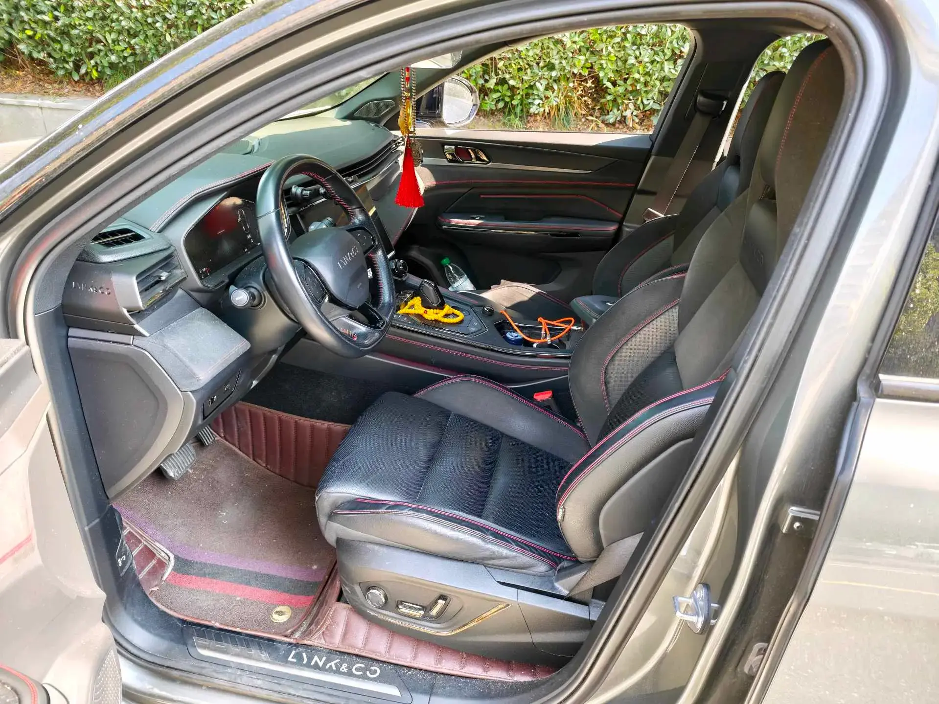 2020 LYNK&CO 05 thumbnail 2