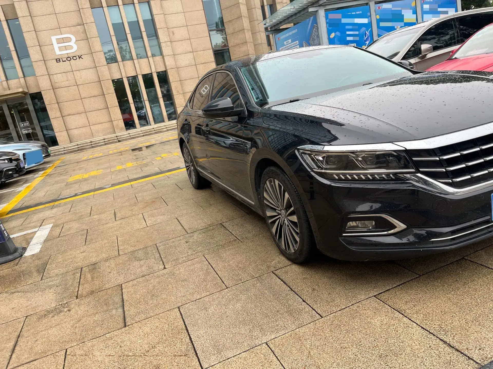 2020 VOLKSWAGEN PASSAT thumbnail 4