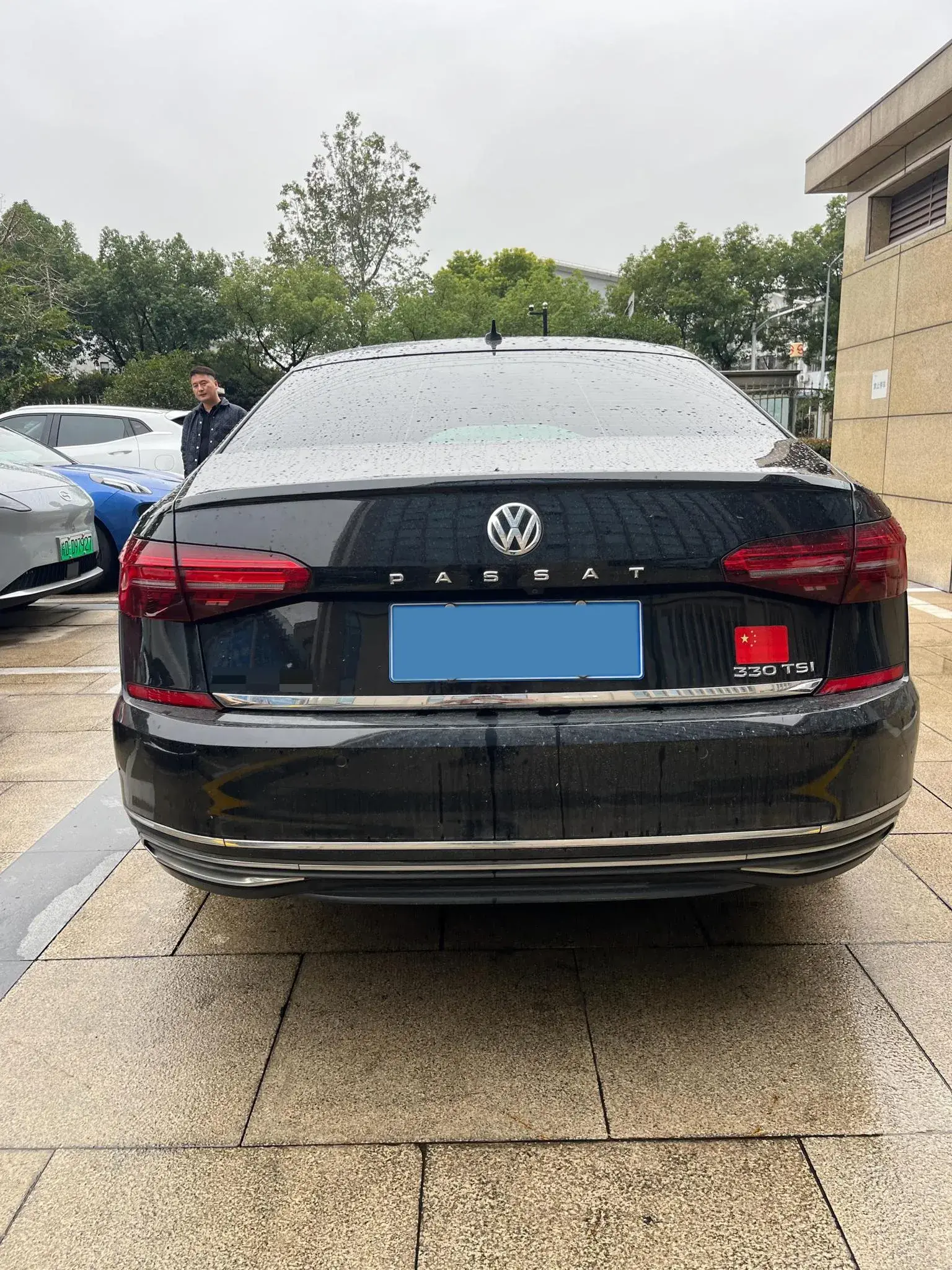 2020 VOLKSWAGEN PASSAT thumbnail 3