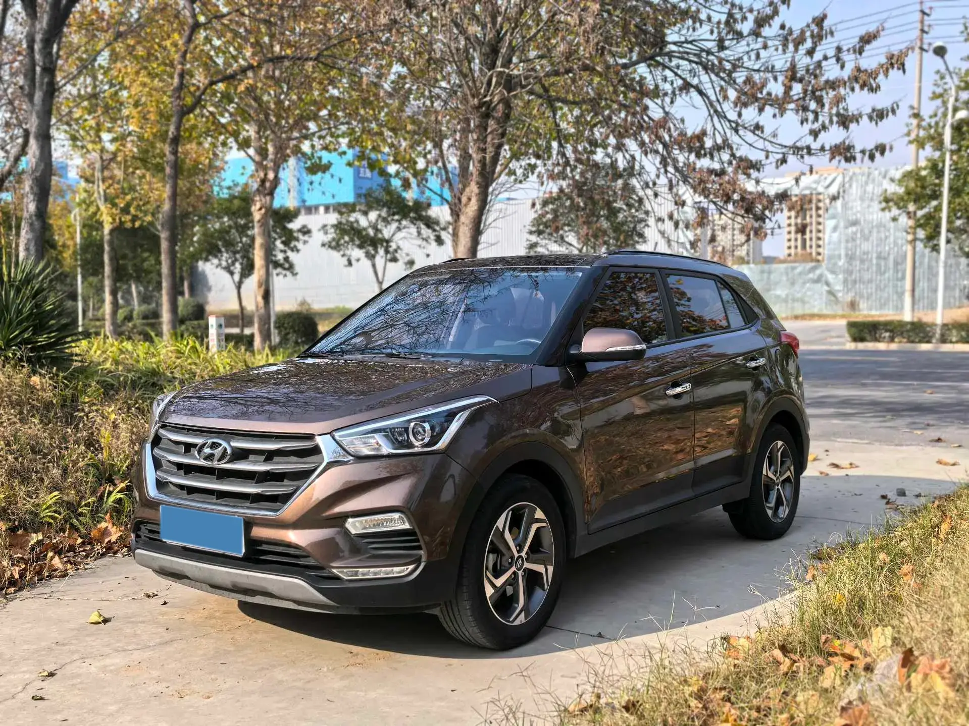 2017 HYUNDAI IX25 view 1