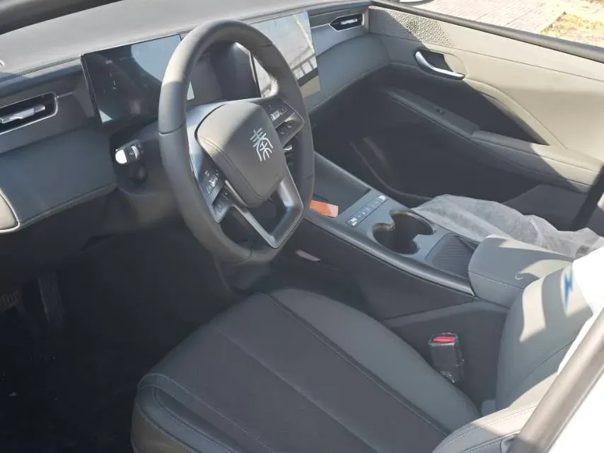 2025 BYD Qin Plus 1.5L 101HP L4 E-CVT PHEV,autocango,china used car exporter,china ev exporter,chinese used car exporter,chinese used ev exporter