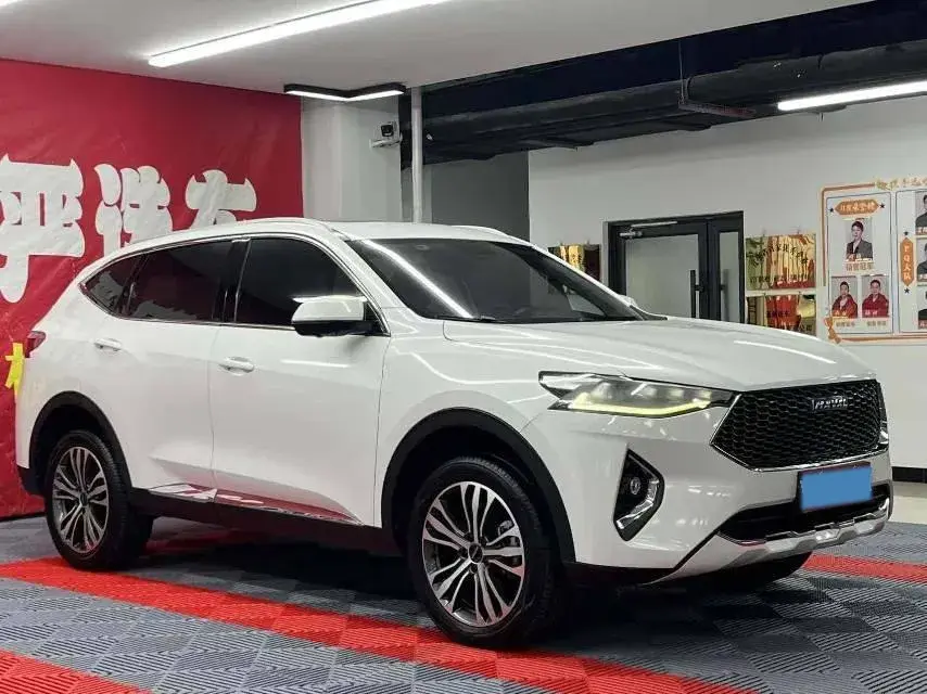 2020 HAVAL F7 thumbnail 3