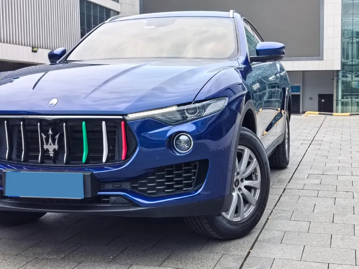 2018 Maserati Levante 3.0T 350HP V6 8AT,autocango,china used car exporter,china ev exporter,chinese used car exporter,chinese used ev exporter