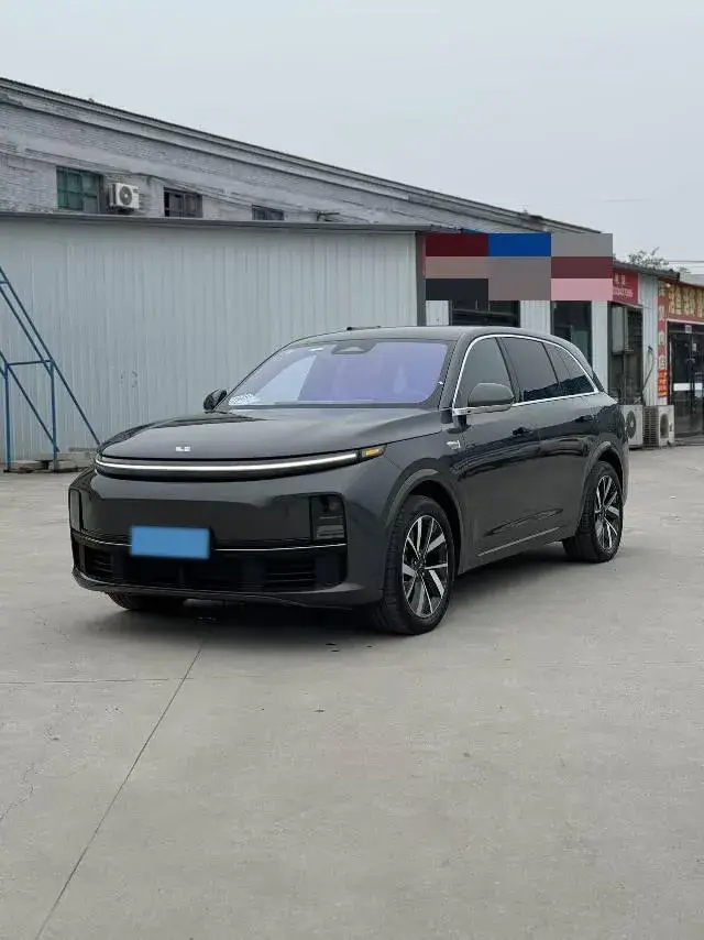 2023 LI L7 view 1