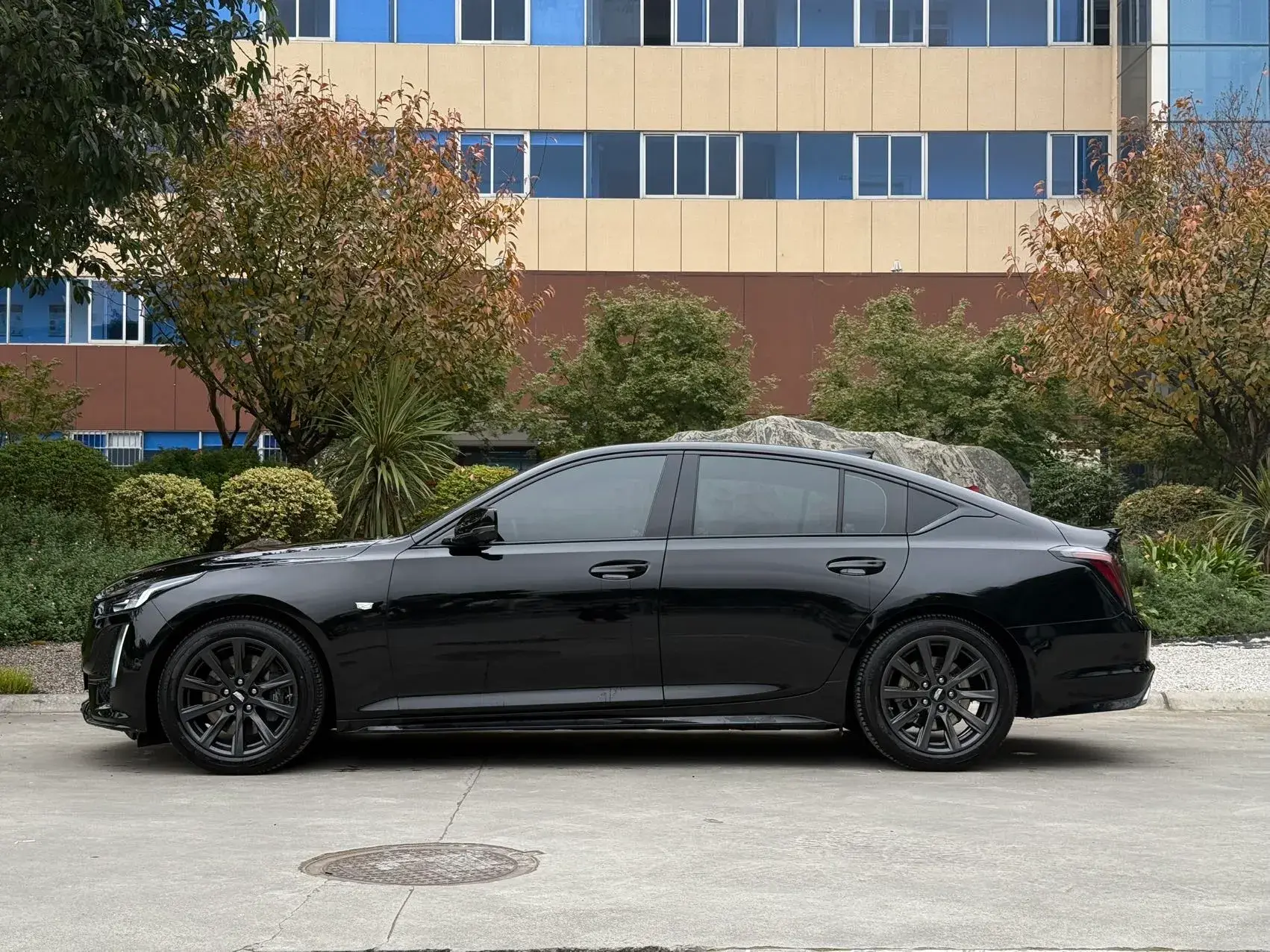 2024 CADILLAC CT5 thumbnail 4