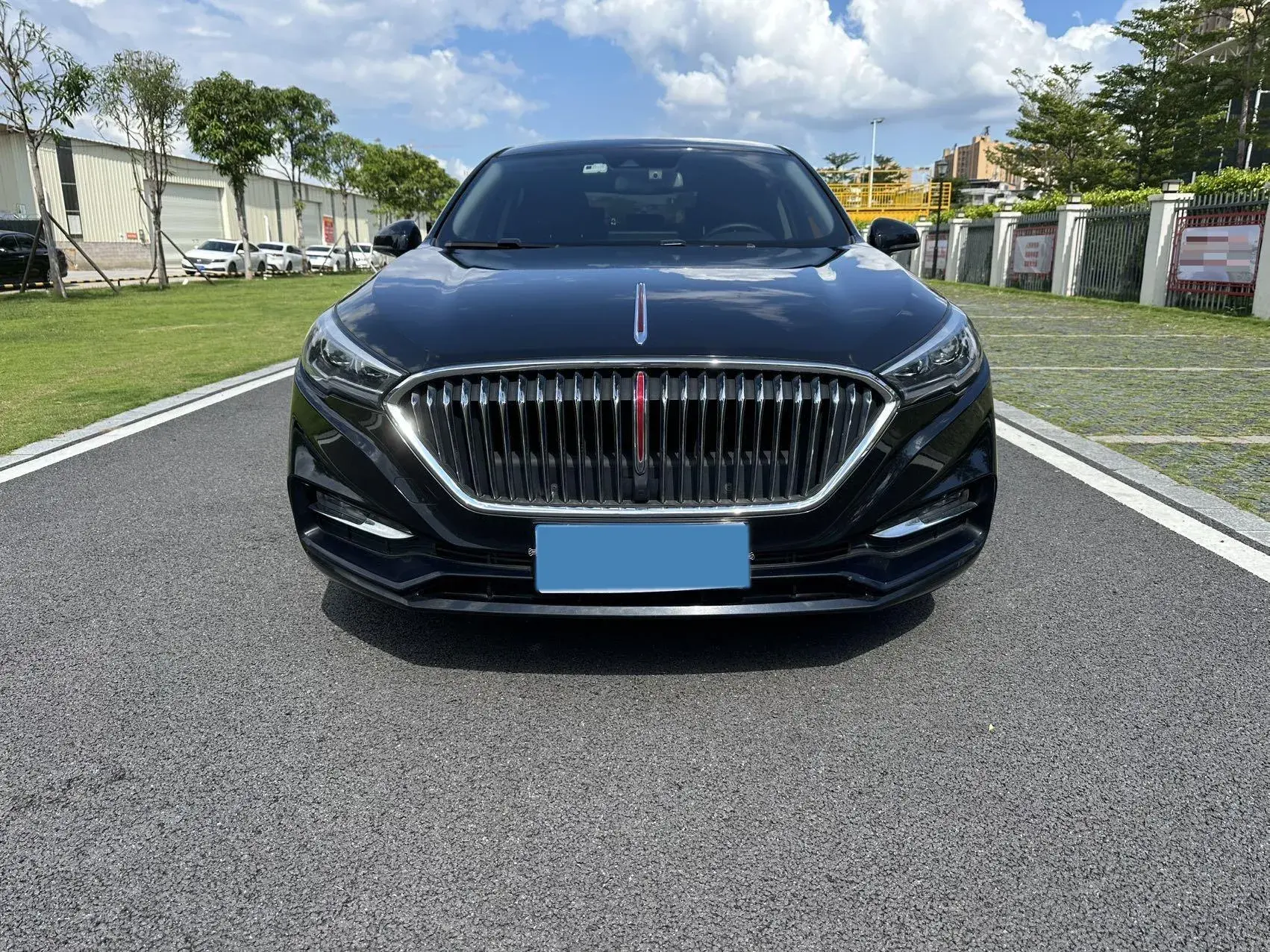 2020 HONGQI H5 thumbnail 2