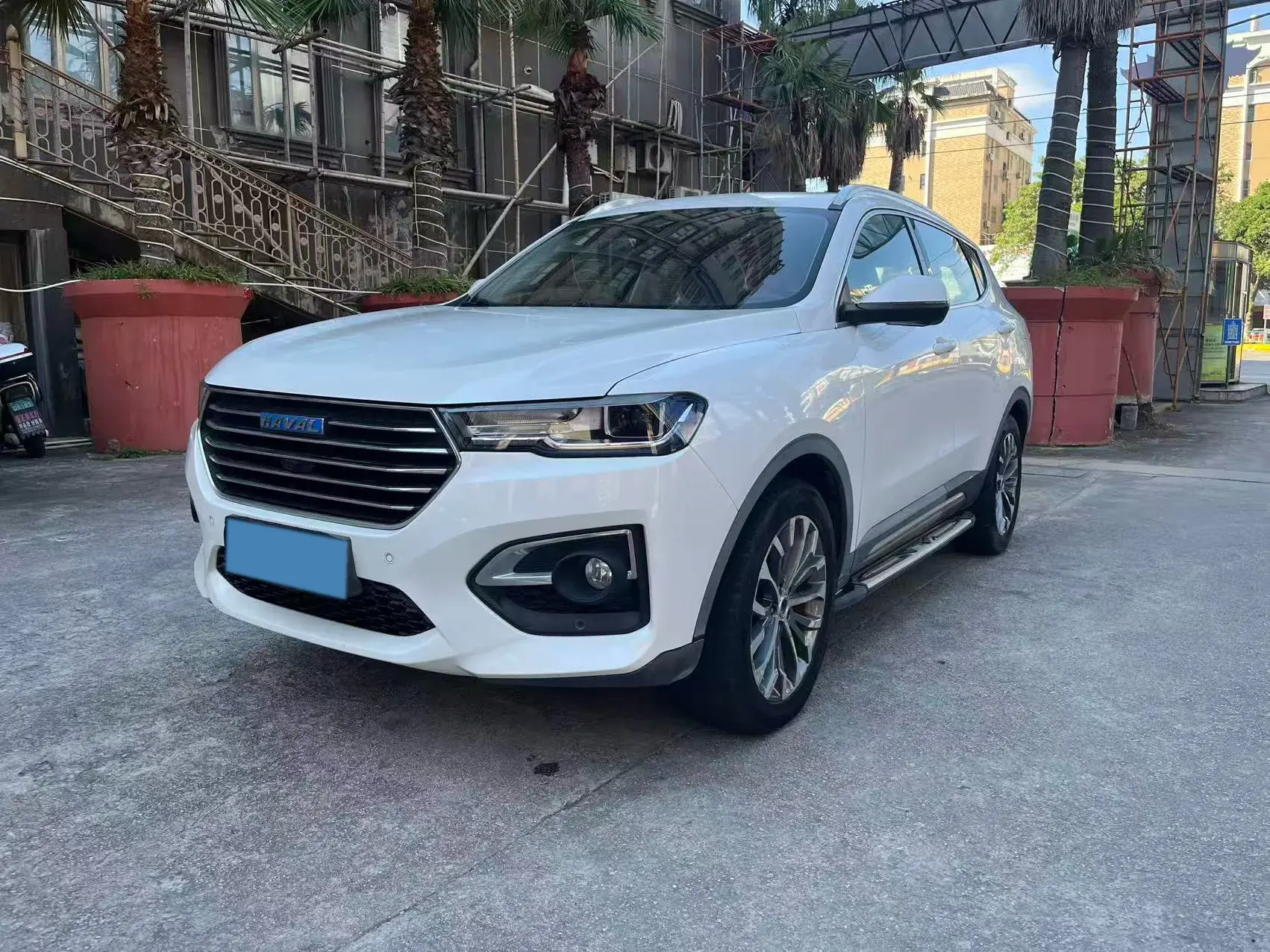 2018 HAVAL H6 view 1