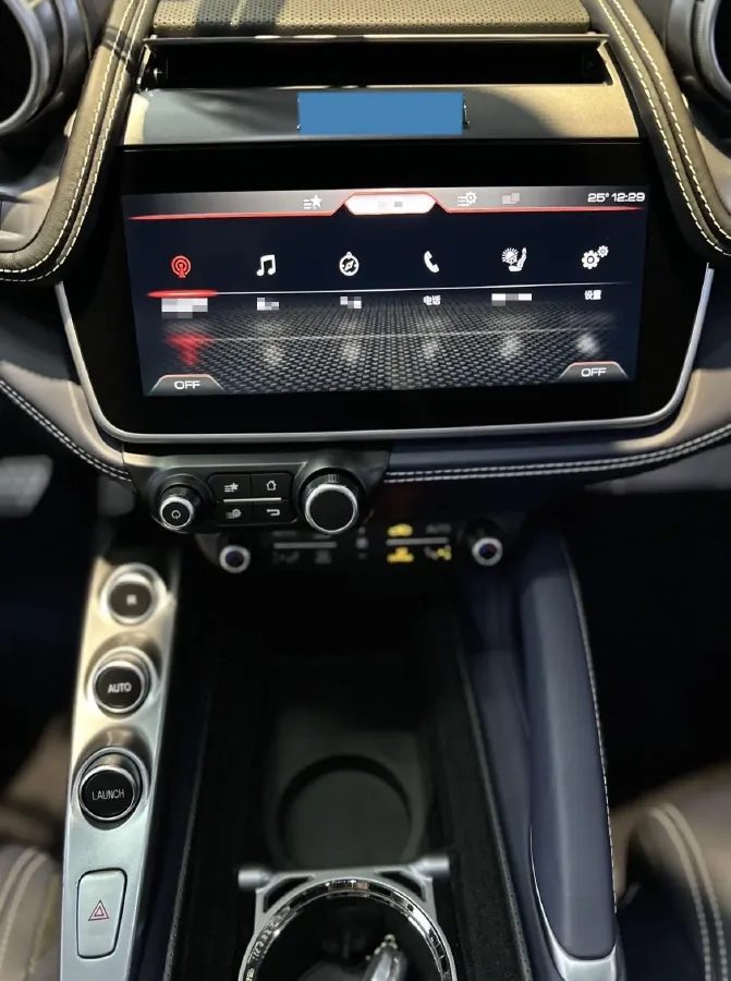 2017 Ferrari GTC4 Lusso 3.9T 609HP V8 7DCT,autocango,china used car exporter,china ev exporter,chinese used car exporter,chinese used ev exporter