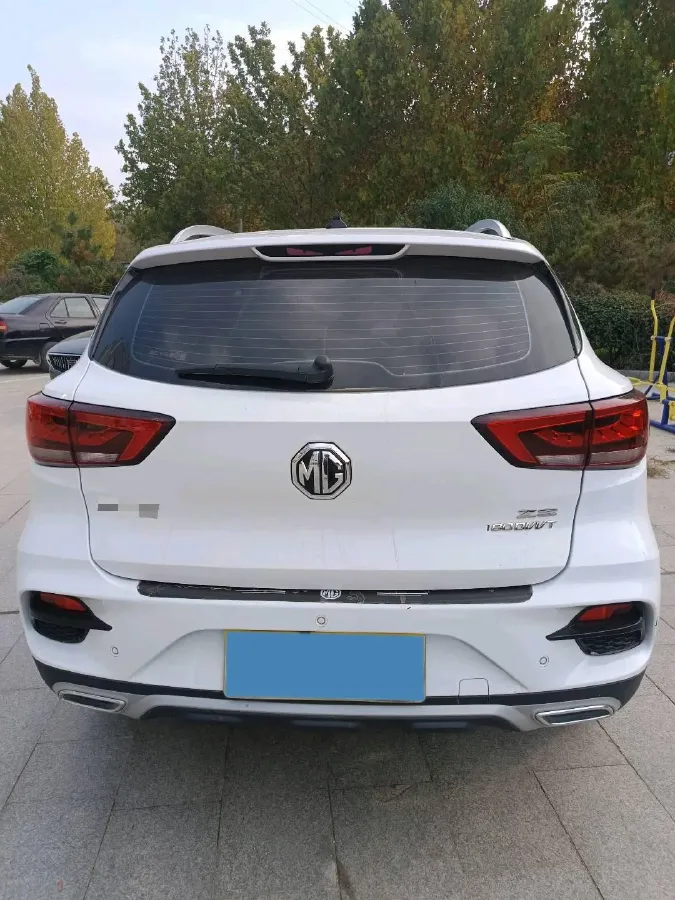 2022 MG ZS 1.5L 120HP L4 5MT,autocango,china used car exporter,china ev exporter,chinese used car exporter,chinese used ev exporter