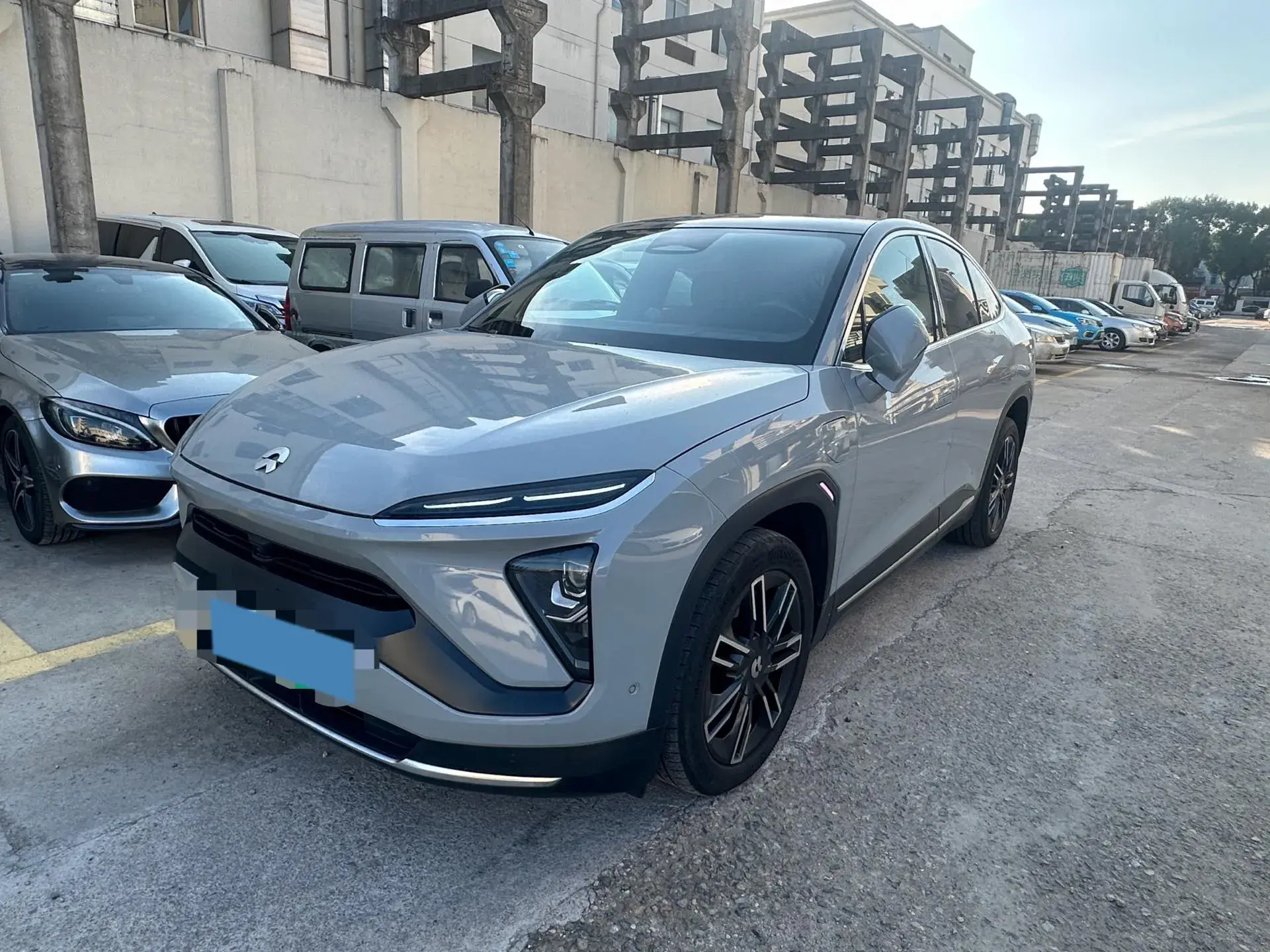 2020 NIO EC6 view 1